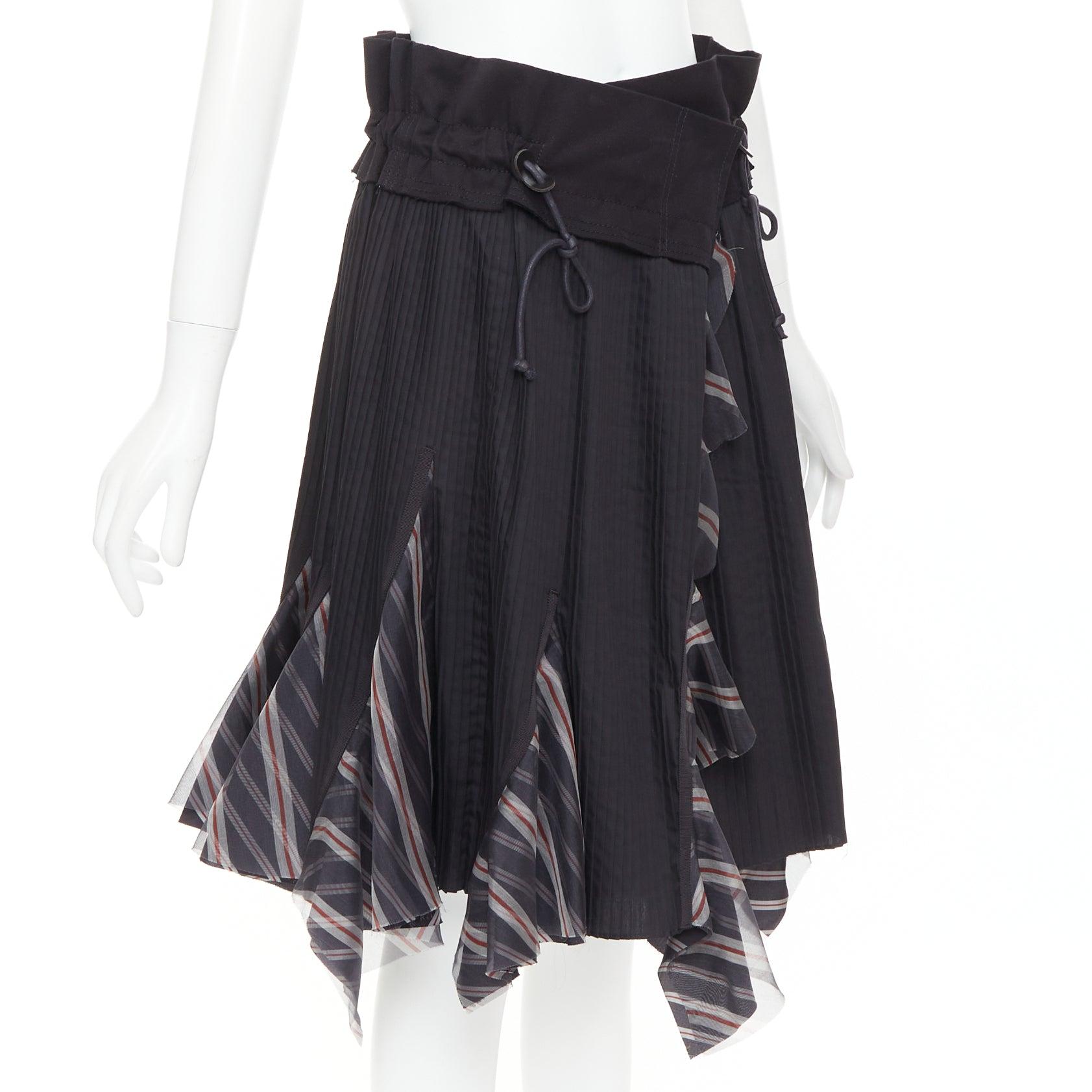 SACAI 2017 black plisse cowhide trim striped flare wrap knee skirt JP1 S Negro en venta