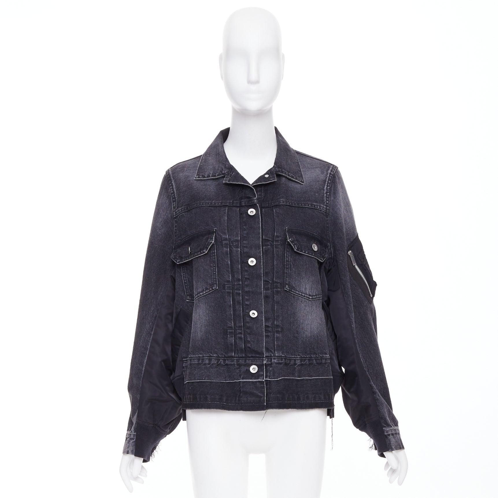 SACAI 2019 gris lavé coton mélangé denim noir nylon hybride veste JP2 M en vente 5