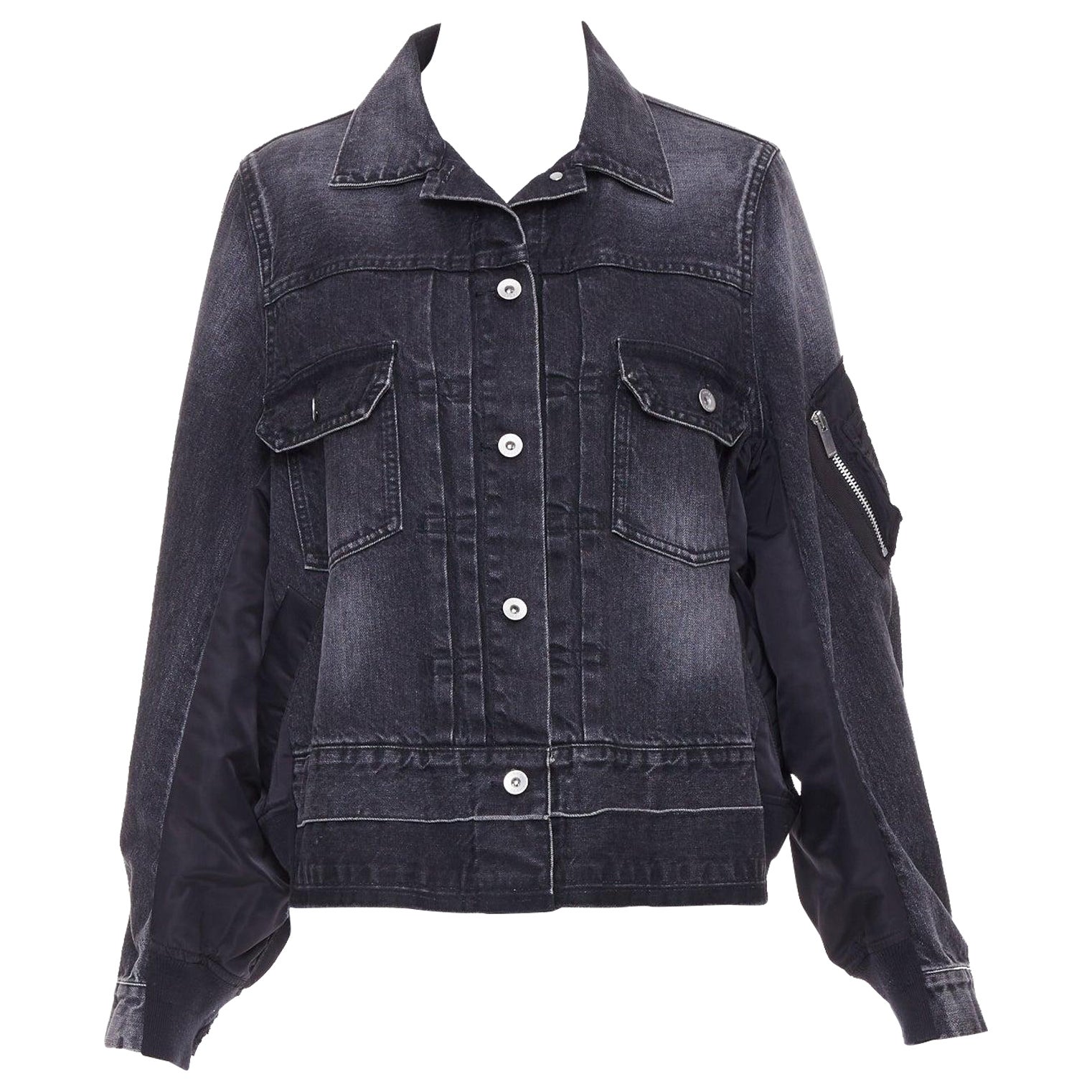 SACAI 2019 gris lavé coton mélangé denim noir nylon hybride veste JP2 M en vente