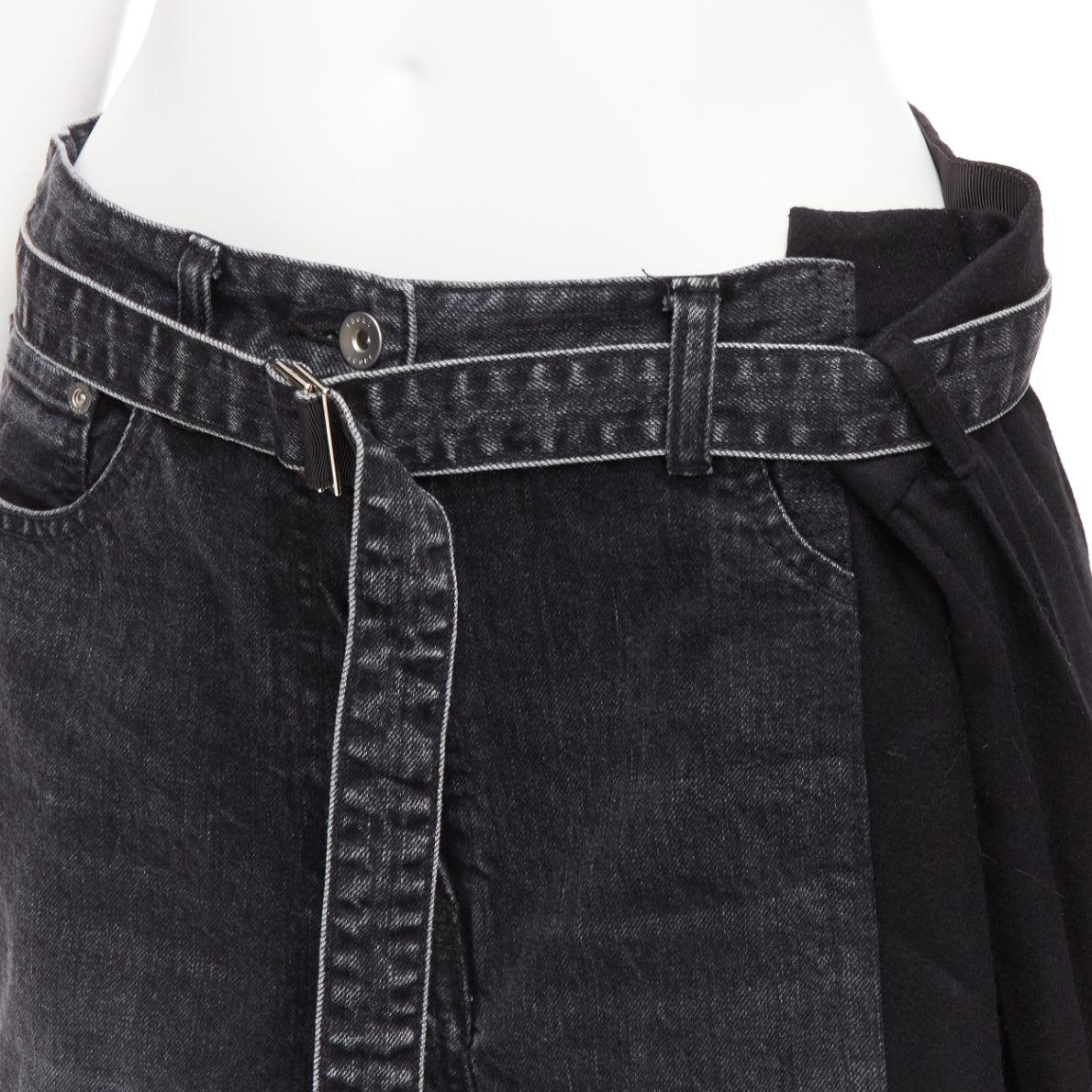 SACAI 2020 black cotton wool nylon denim pleats deconstruction shorts JP3 L For Sale 2