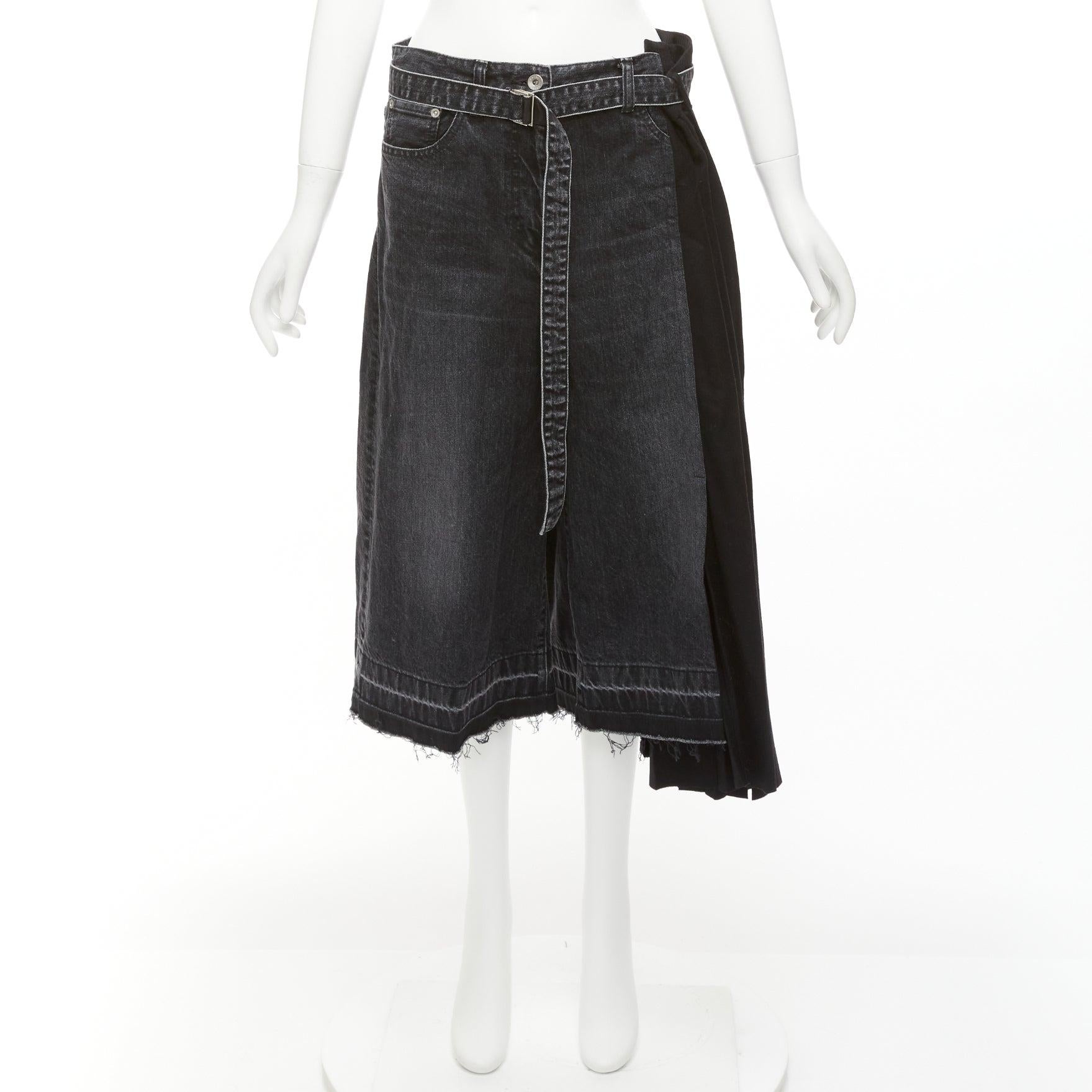 SACAI 2020 black cotton wool nylon denim pleats deconstruction shorts JP3 L For Sale 5