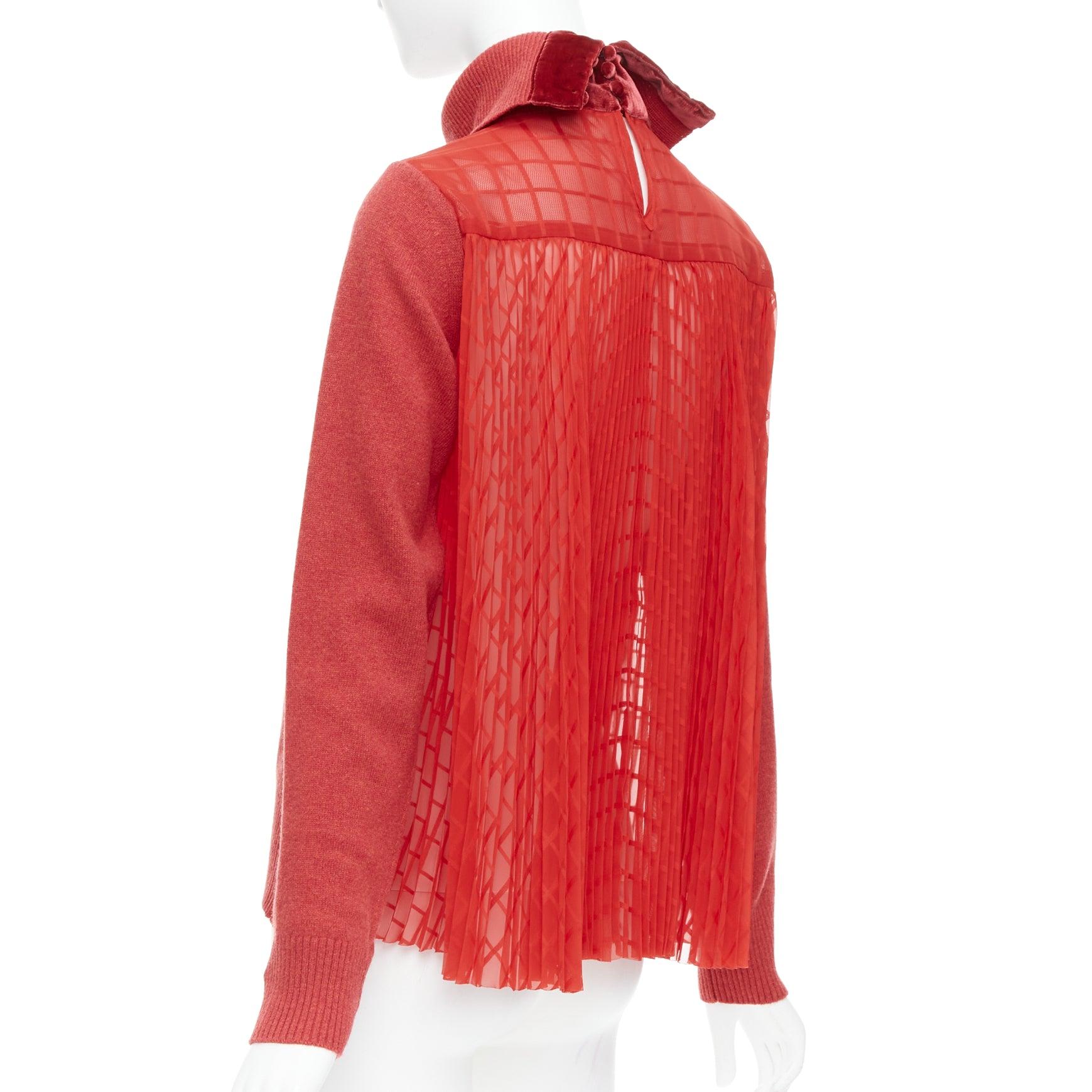 Pull à col roulé SACAI 2020 rouge 100 % laine et chaîne dorée JP3 L en vente 1