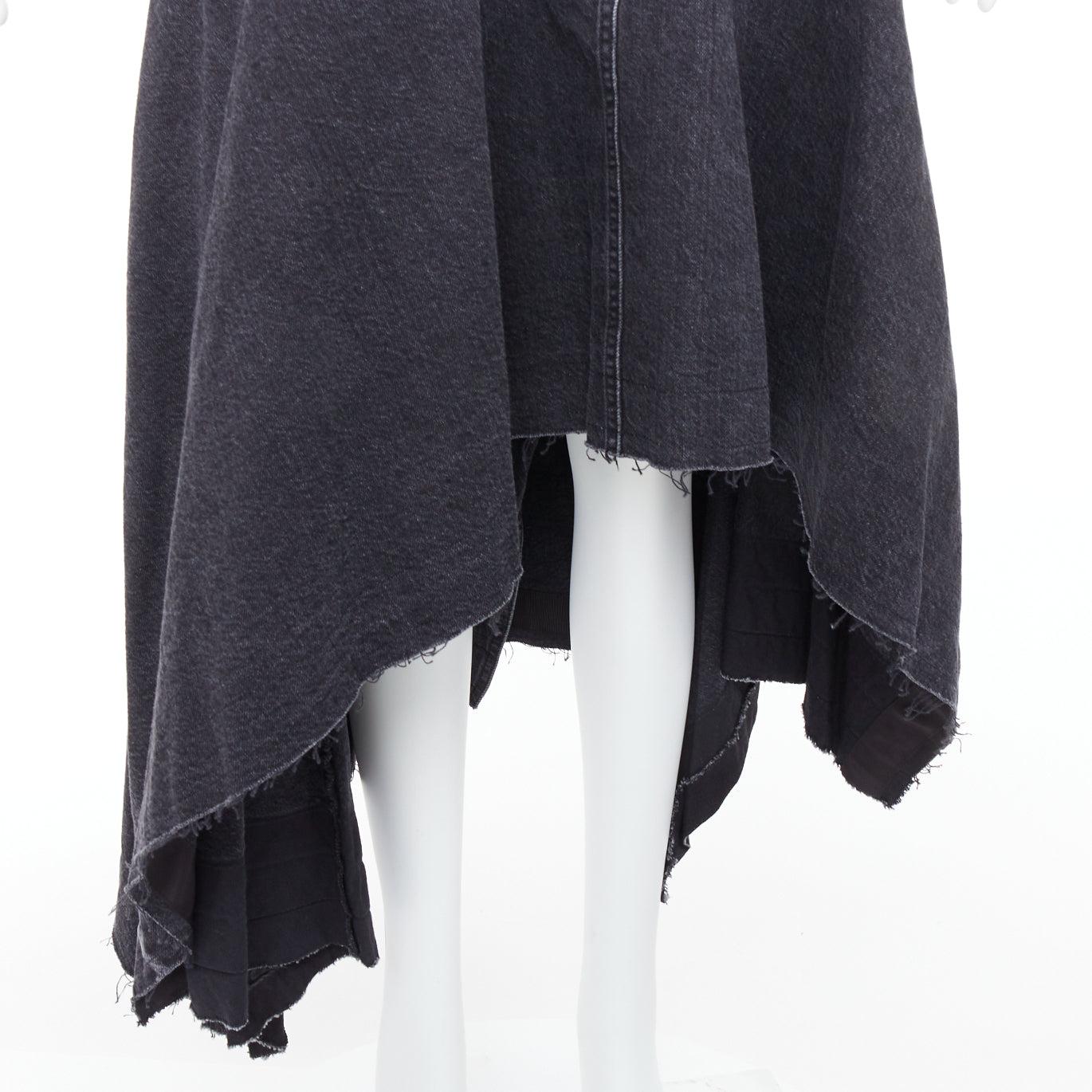 SACAI 2021 grey washed cotton denim asymmetric hi low hem skirt JP4 XL For Sale 2