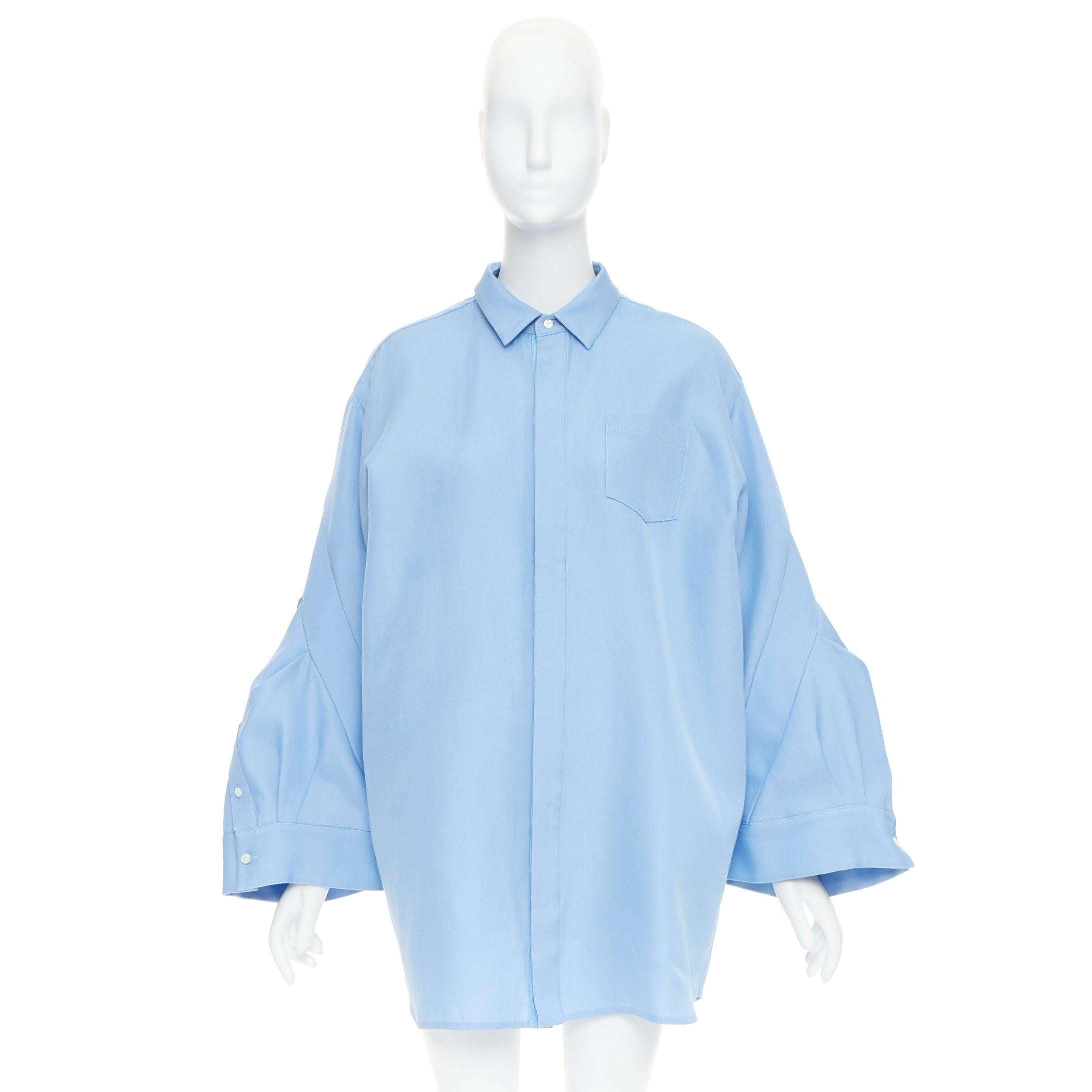SACAI 2023 organza cotton exaggerated bell sleeves oversized shirt dress JP2 M For Sale 4