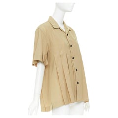 SACAI 2023 Runway kaki plissé empoché chemise boxy de tailleur à manches courtes JP1 S
