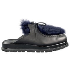 SACAI Cuir noir & Fourrure bleue Slip On Loafer Slides