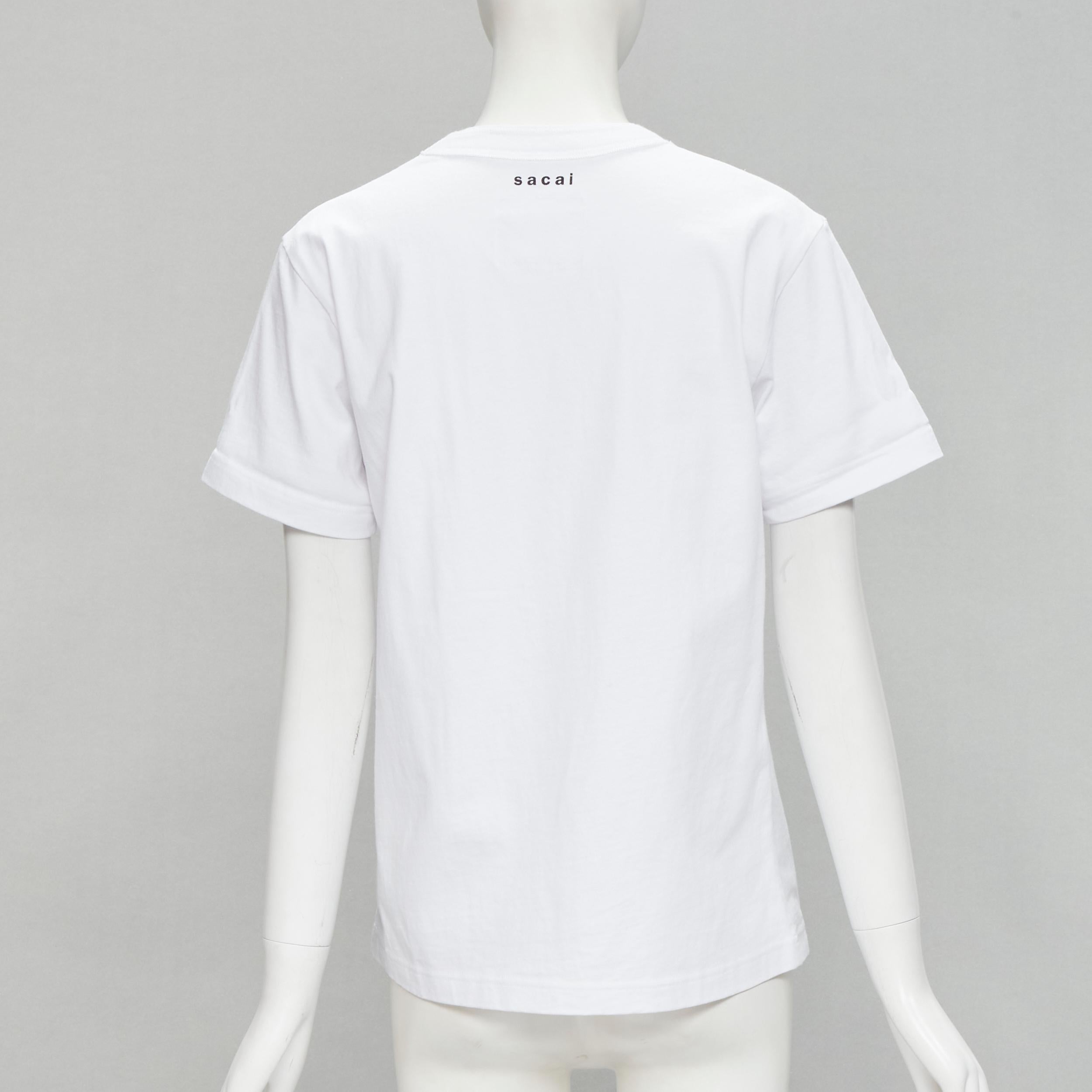 Gray SACAI KAWS XX logo embroidery pocket white cotton boxy tshirt JP0 XS For Sale