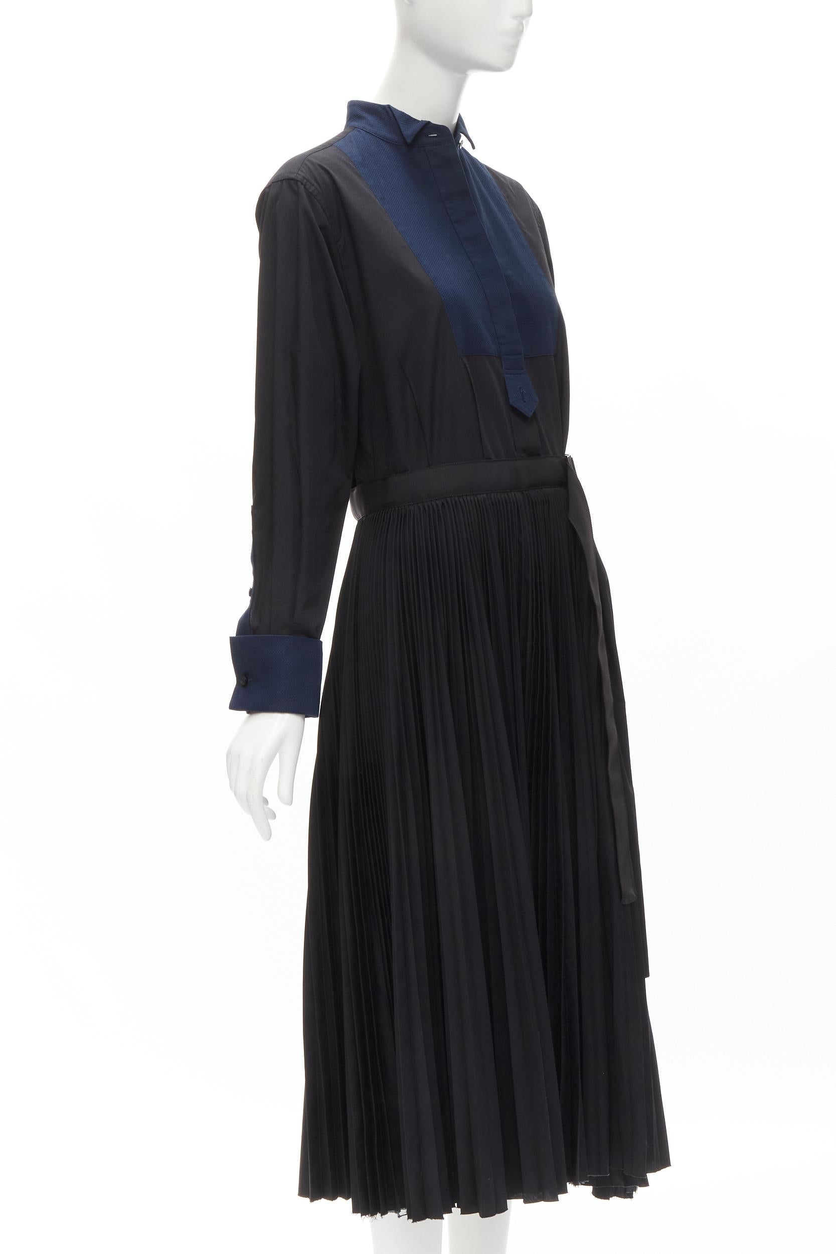 Black SACAI navy tuxedo bib collar black cotton pleated skirt belted midi dress JP2 M For Sale