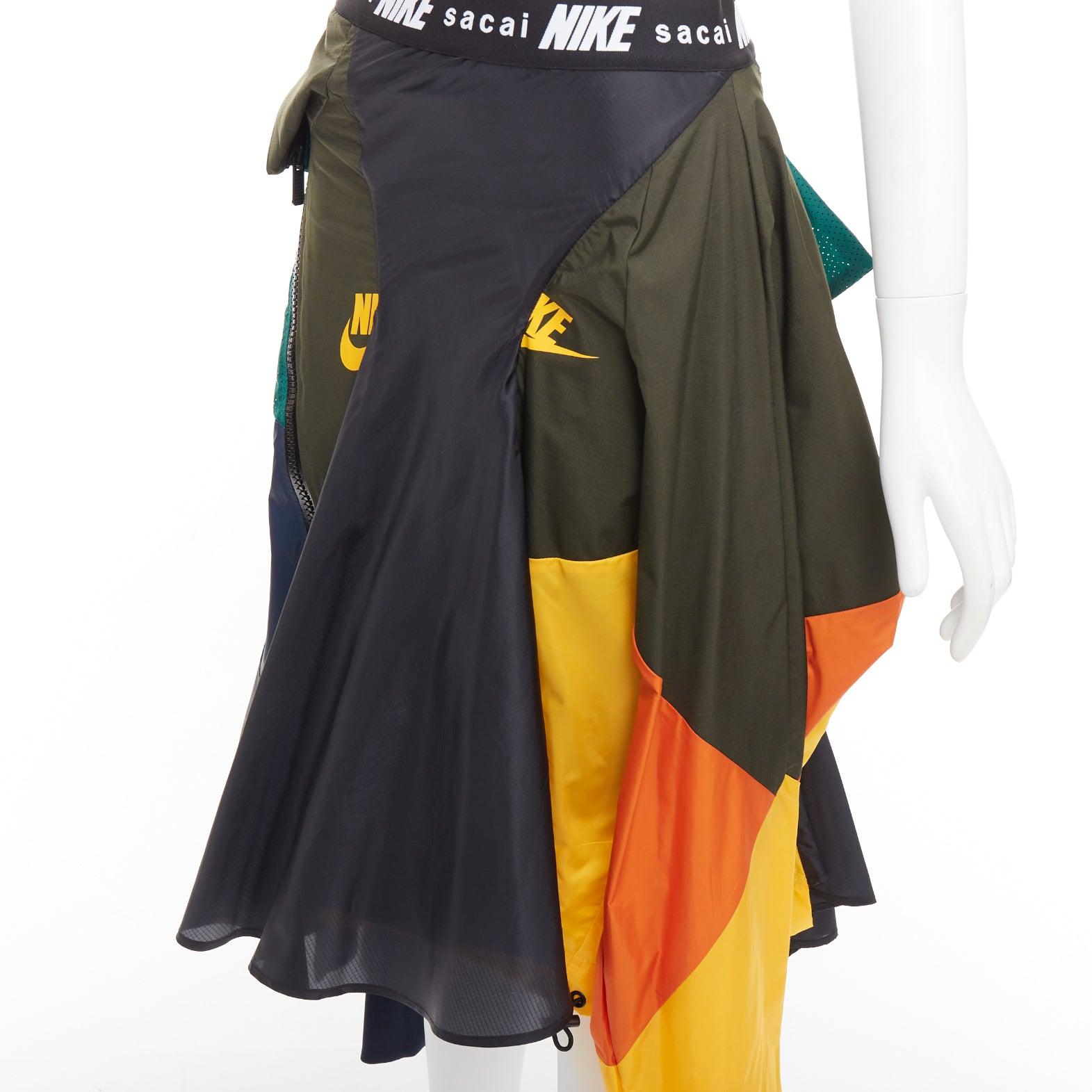SACAI NIKE multicolor black university hybrid deconstructed skirt S
Reference: LAYU/A00055
Brand: Sacai
Designer: Chitose Abe
Collection: Nike
Material: Nylon, Polyester
Color: Black, Multicolour
Pattern: Solid
Closure: Zip
Extra Details: Side zip.