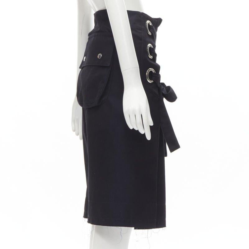 SACAI XL silver grommet lace front A-line skirt S In Excellent Condition For Sale In Hong Kong, NT