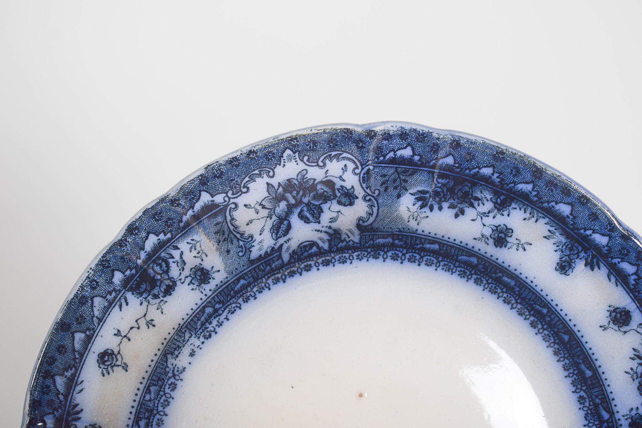 Plato de cerámica Sacavém Beira Decoración azul y blanca Portugués en venta