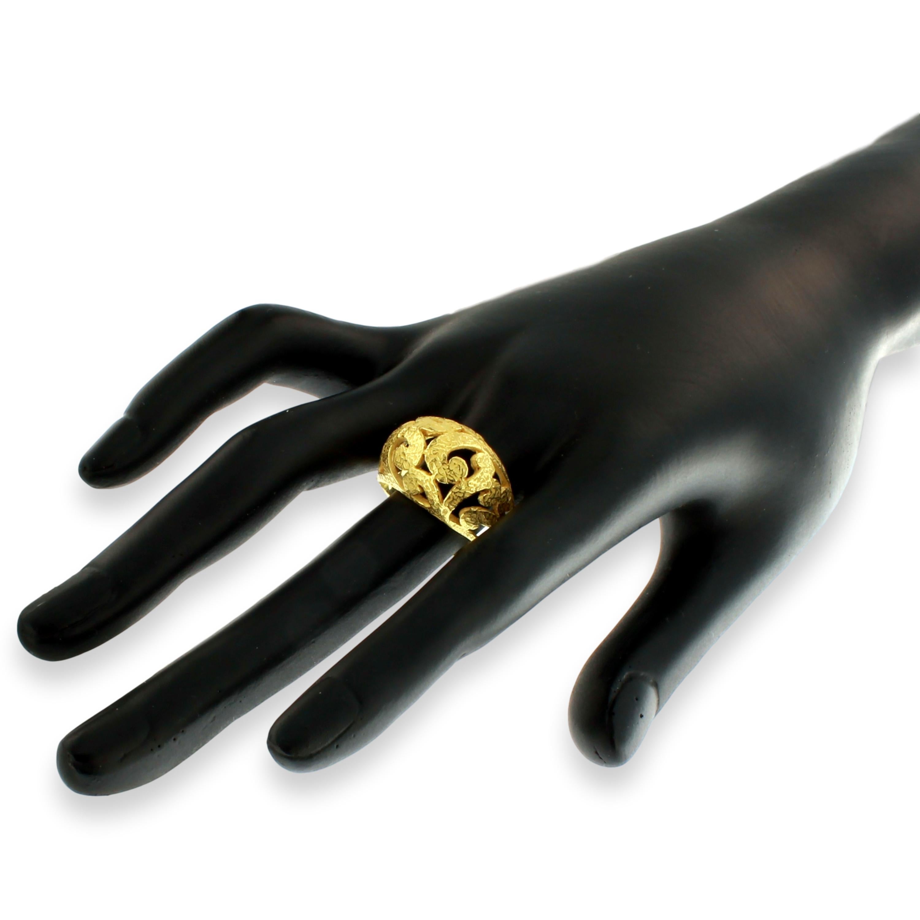 Sacchi  18 Karat Satin Yellow Gold Art Deco Style Curlicue Fashion Ring  For Sale 1