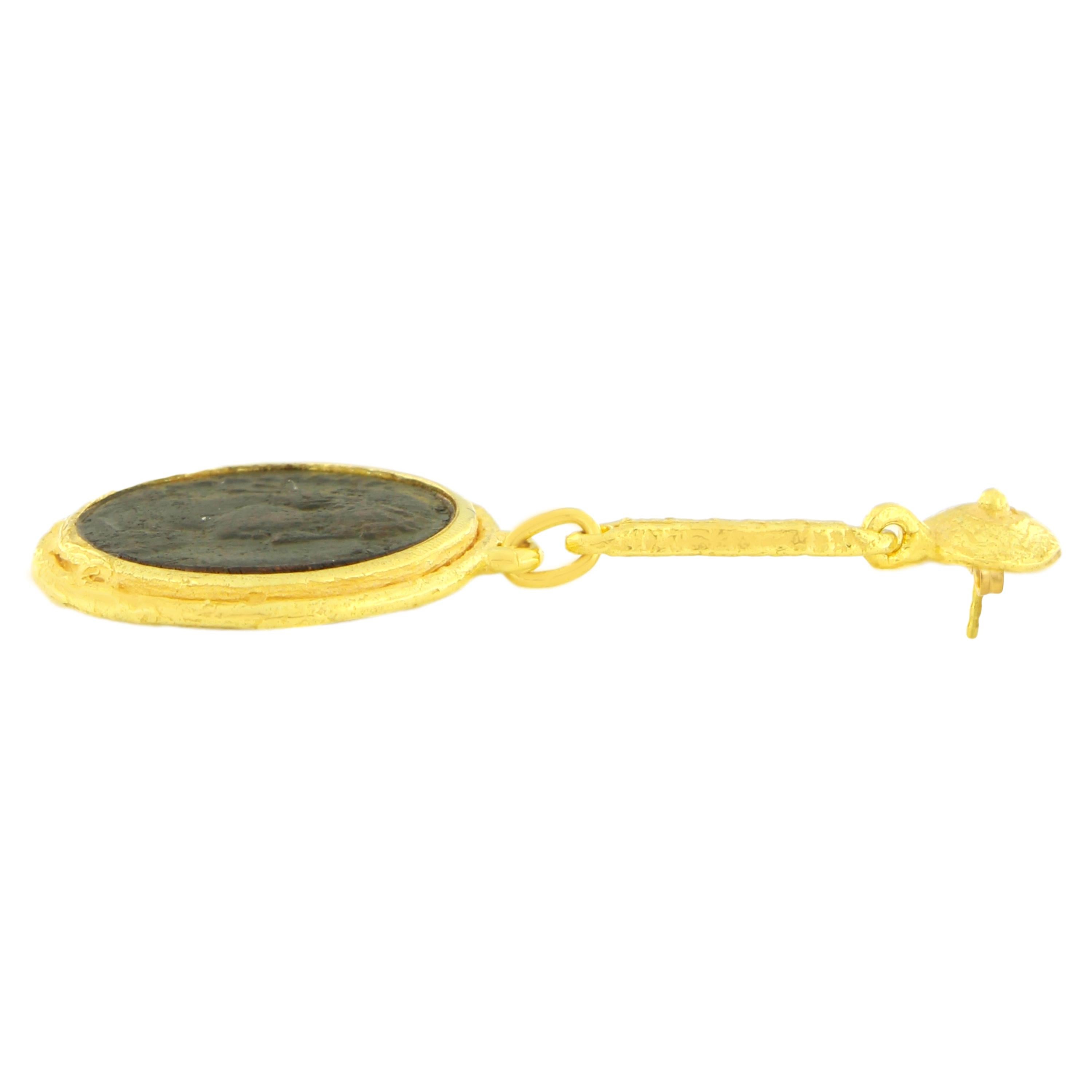Pendientes Colgantes Sacchi Moneda Romana Antigua Oro Amarillo Satinado 18 Kilates en Nuevo estado para la venta en Rome, IT