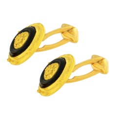 Sacchi Black Onyx Gemstone 18 Karat Yellow Gold Round Cufflinks