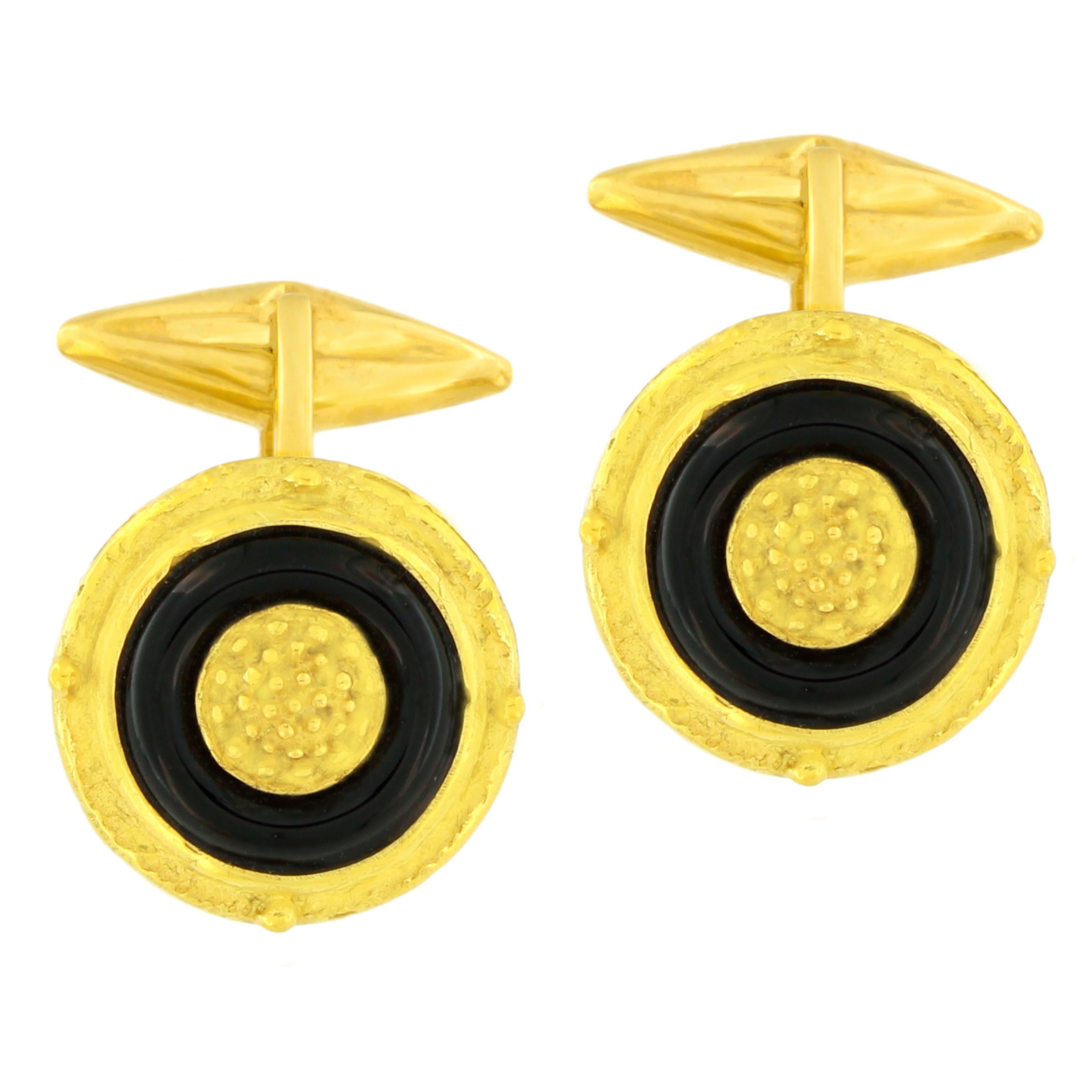 Sacchi Boutons de manchette ronds en or jaune 18 carats avec onyx noir et pierre précieuse en vente