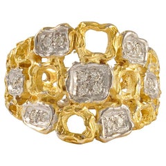Sacchi  Diamond Pavè  18 Karat Satin Yellow Gold Fashion Band Ring