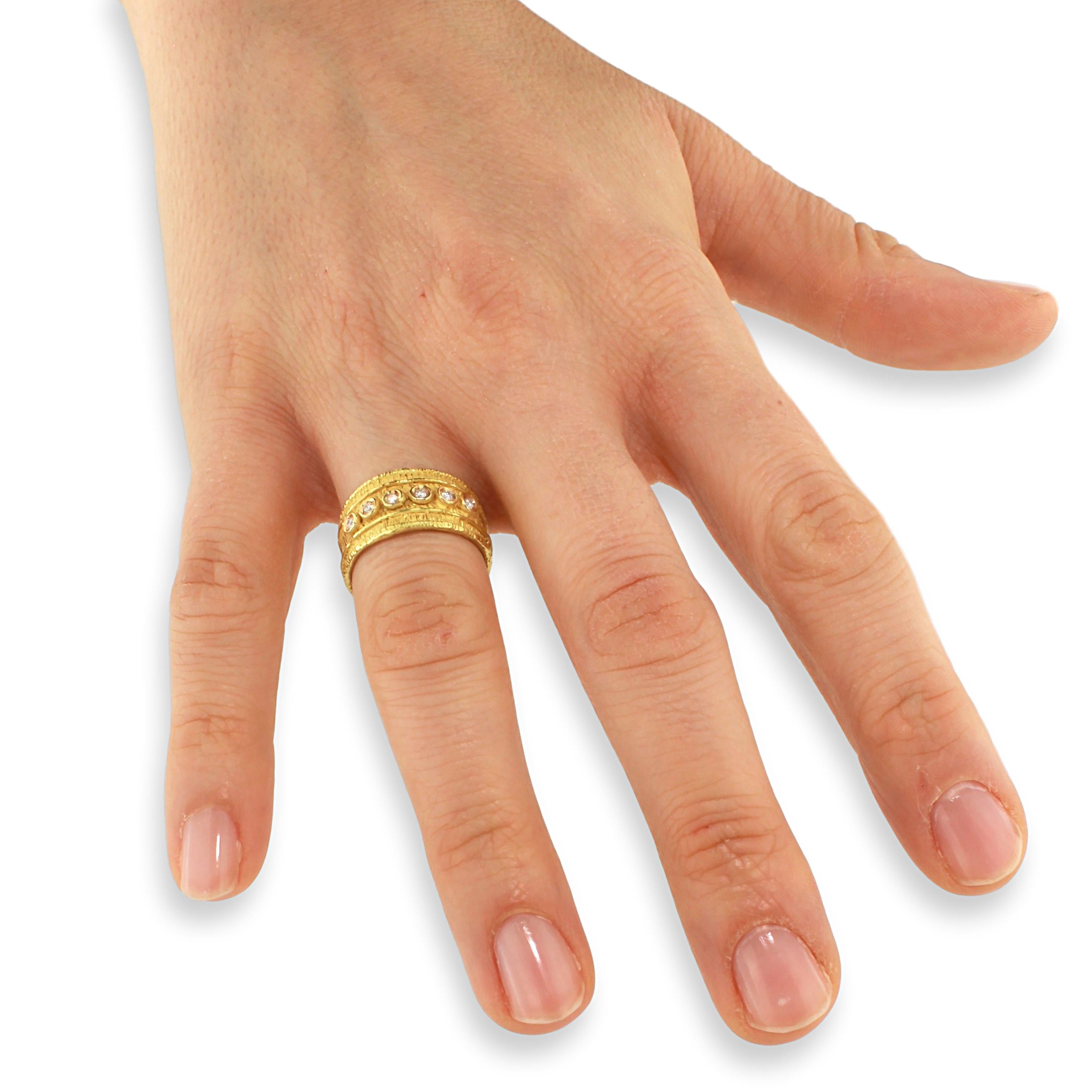 Sacchi Diamonds Gemstone 18 Karat Satin Yellow Gold Wide Band Ring Roman Style In New Condition For Sale In Rome, IT