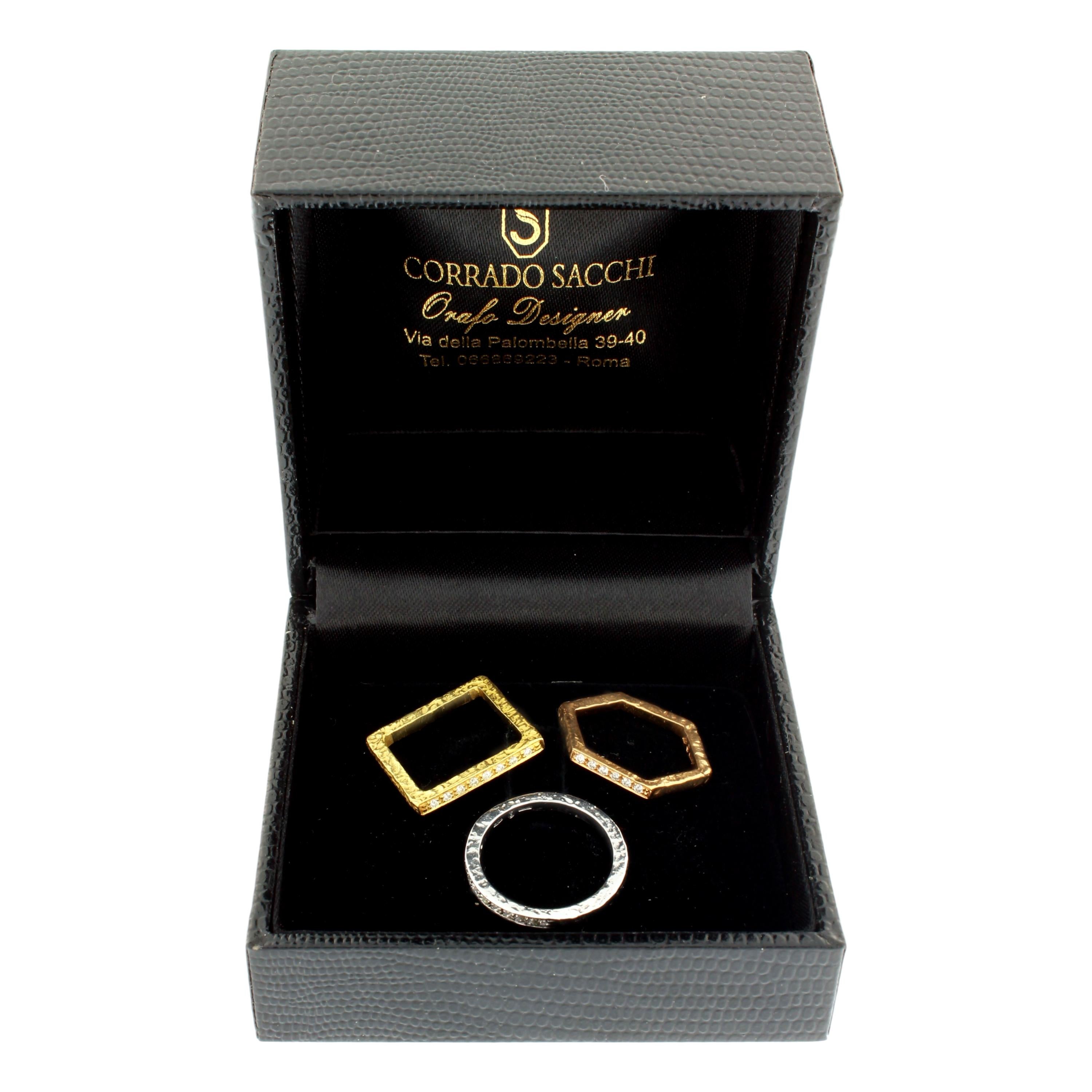 Dreifarbiger Sacchi-Diamanten-Stapelring aus 18 Karat Gelb-, Weiß- und Roségold im Angebot 4