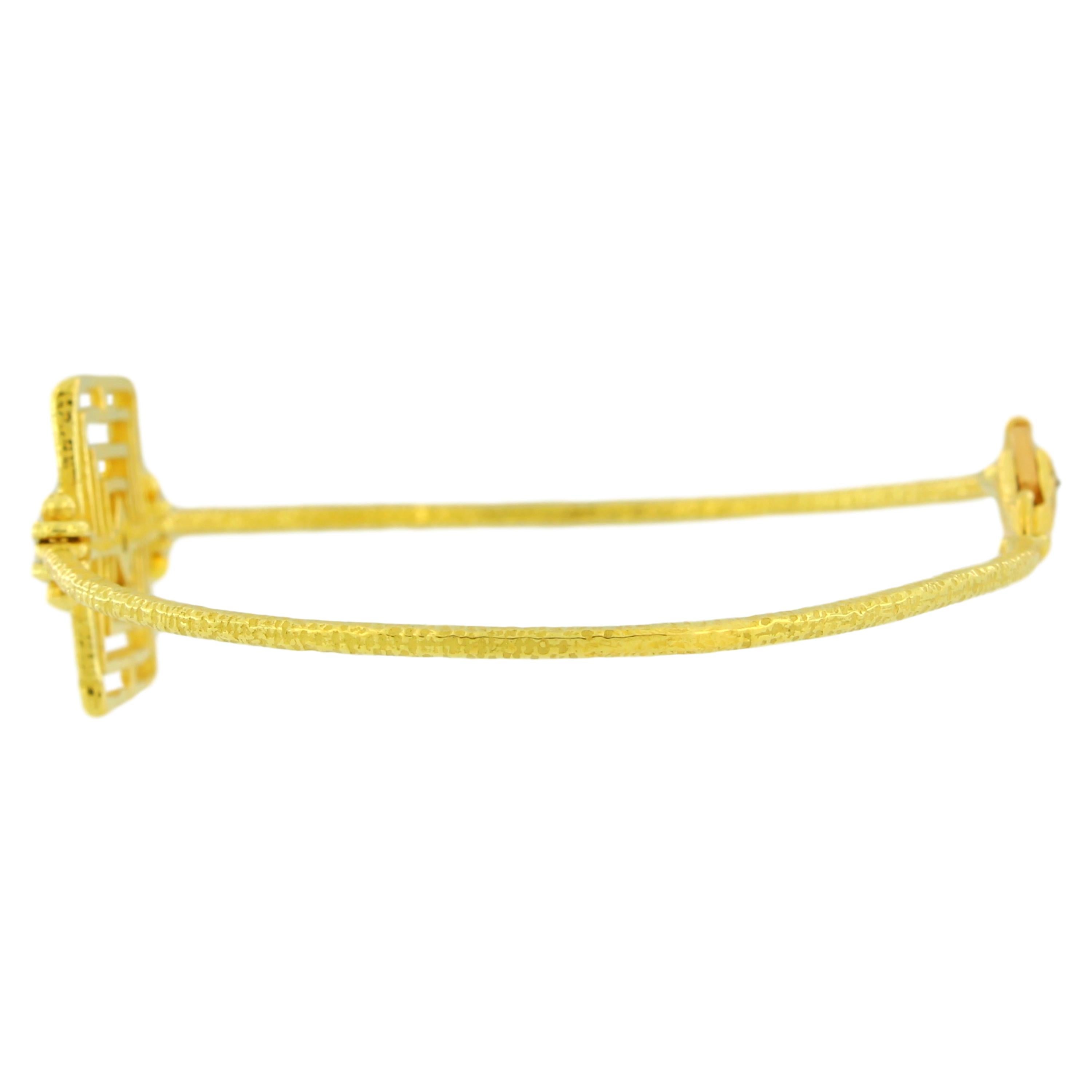Contemporary Sacchi Geometric 18 Karat Satin Yellow Gold Bracelet with Diamond Gemstone For Sale
