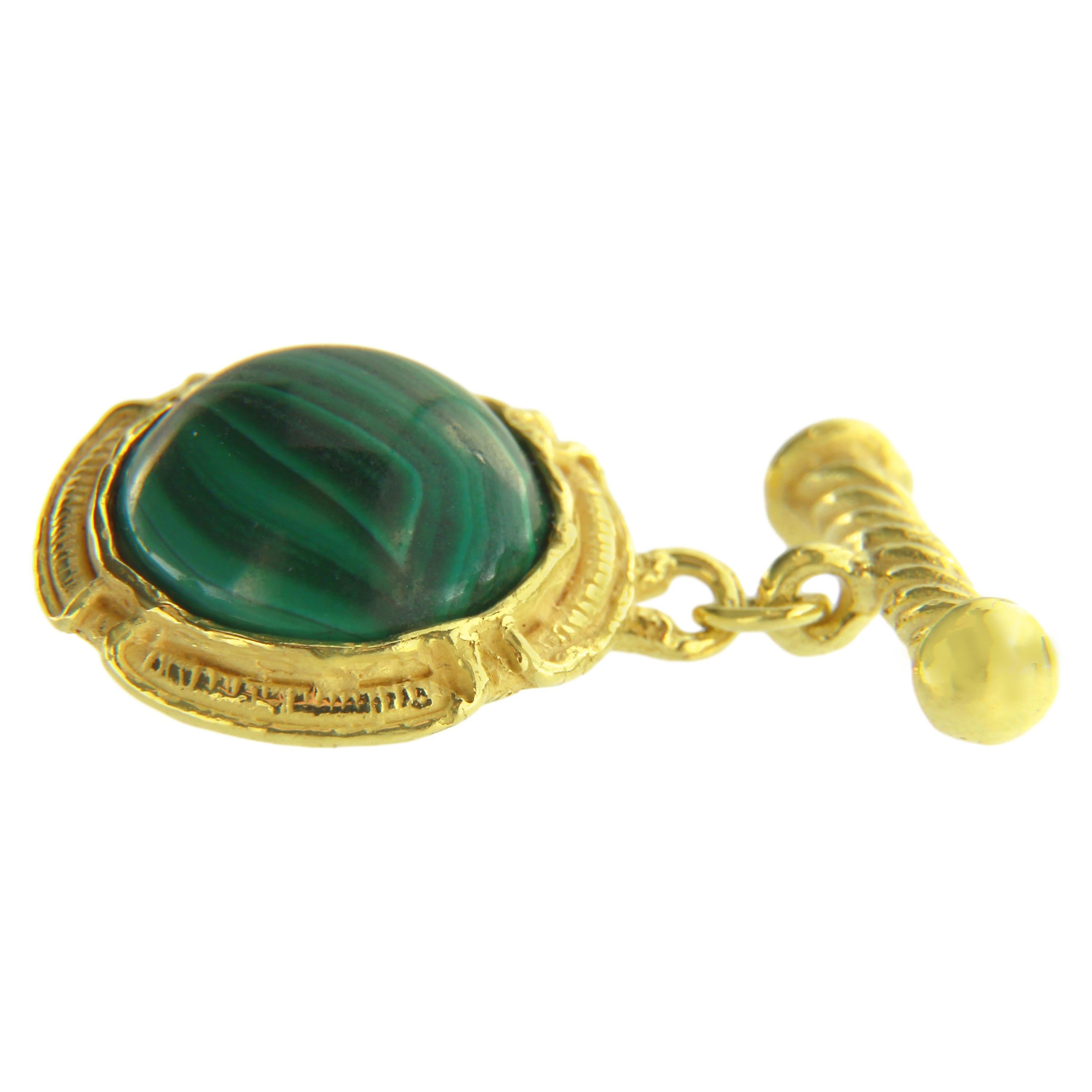 Sacchi Green Malachite Gemstone 18 Karat Satin Yellow Gold Round Chain Cufflinks In New Condition For Sale In Rome, IT