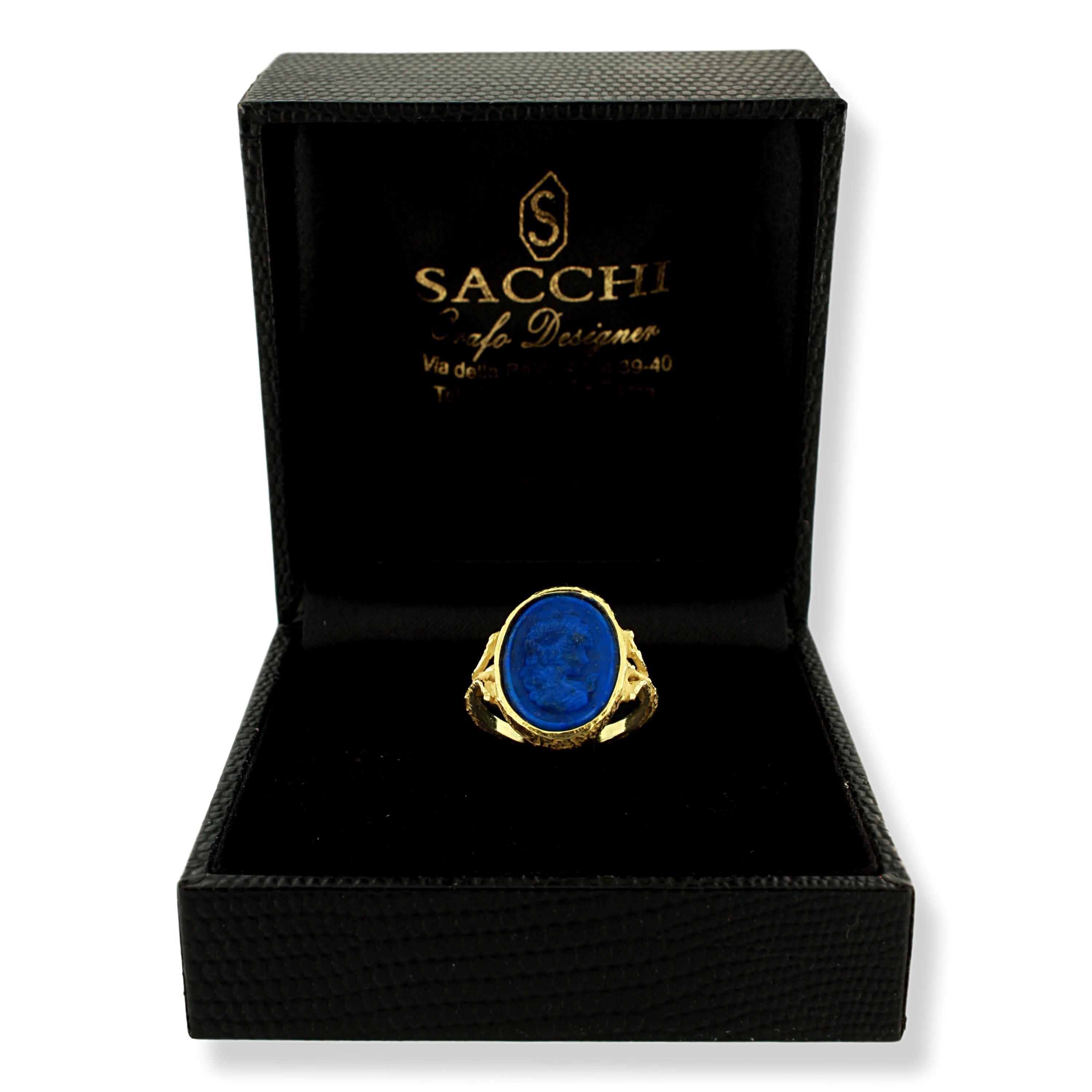 Women's Sacchi Lapis Lazuli Cameo Ring 18 Karat Satin Yellow Gold