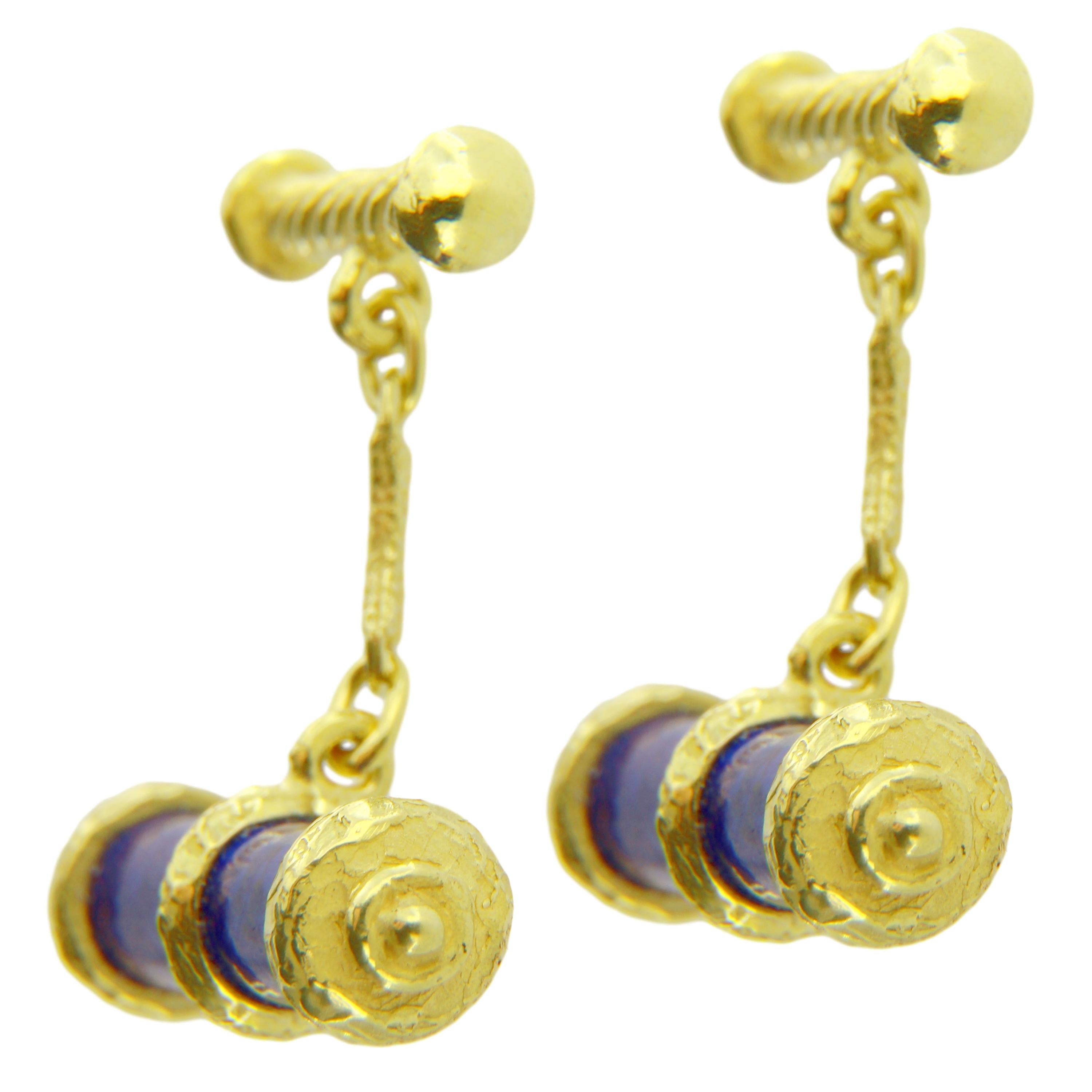 Contemporain Sacchi Boutons de manchette cylindriques en or jaune satiné 18 carats avec lapis-lazuli et pierre précieuse en vente