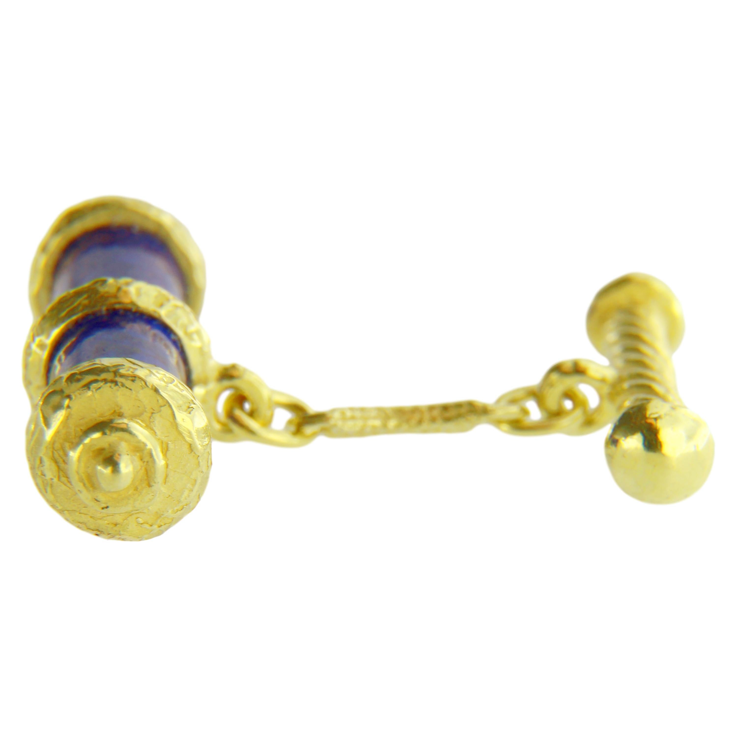 Contemporary Sacchi Lapis Lazuli Gemstone 18 Karat Satin Yellow Gold Cylinder Chain Cufflinks For Sale