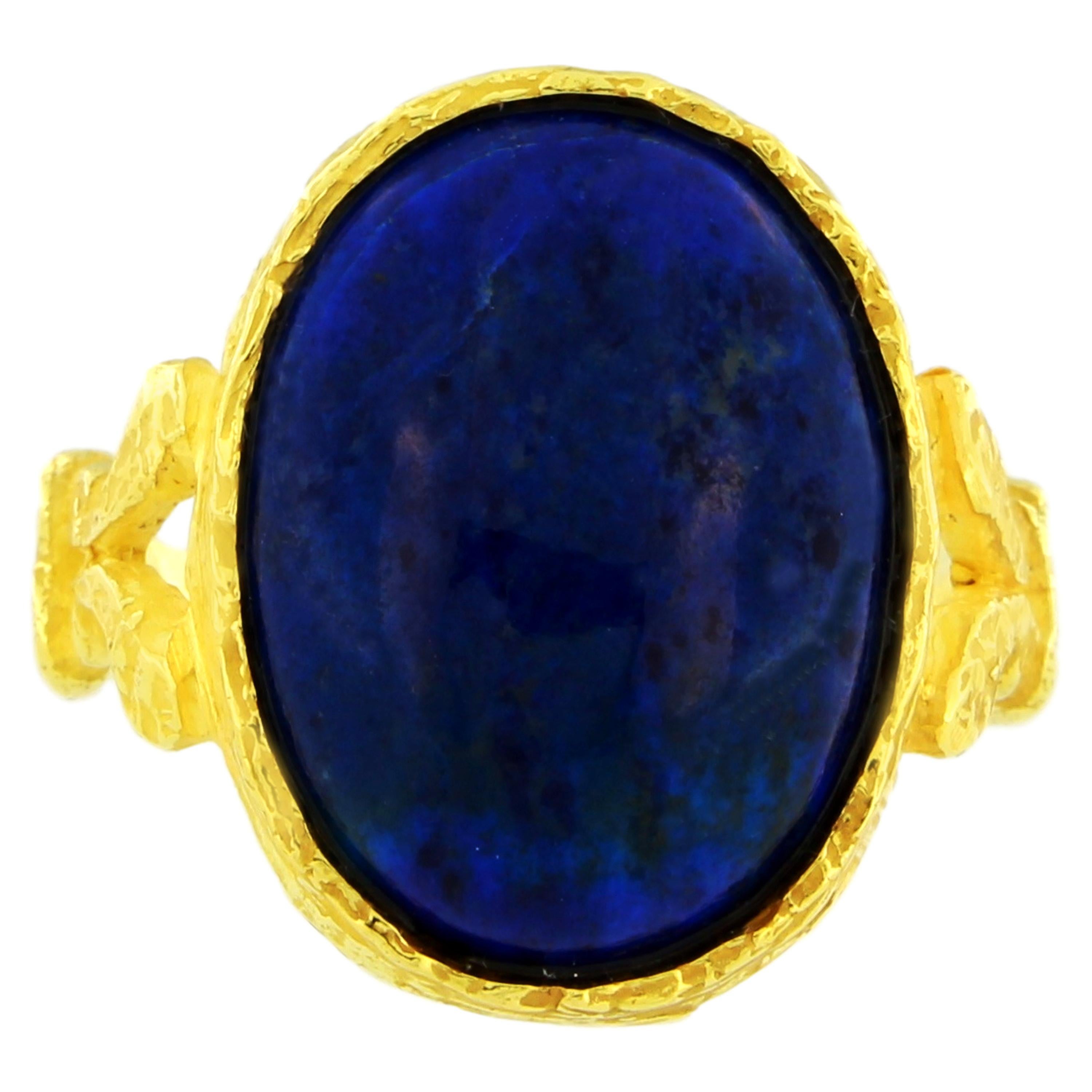 Oval Cut Sacchi Lapis Lazuli Ring and Earrings 18 Karat Satin Yellow Gold Set For Sale