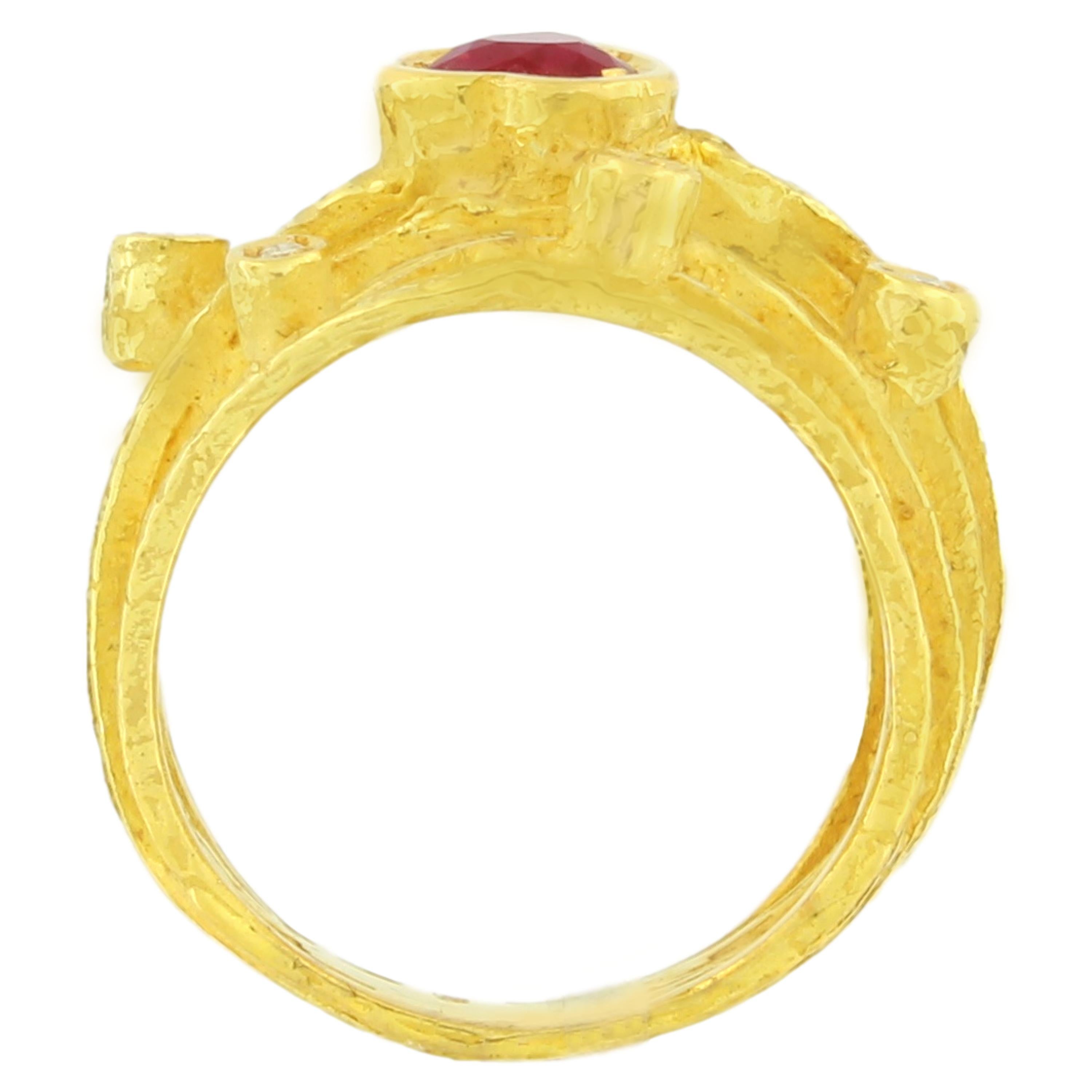 Contemporary Sacchi Large Heart Ruby and Diamonds Gemstone 18 Karat Yellow Gold Cocktail Ring For Sale