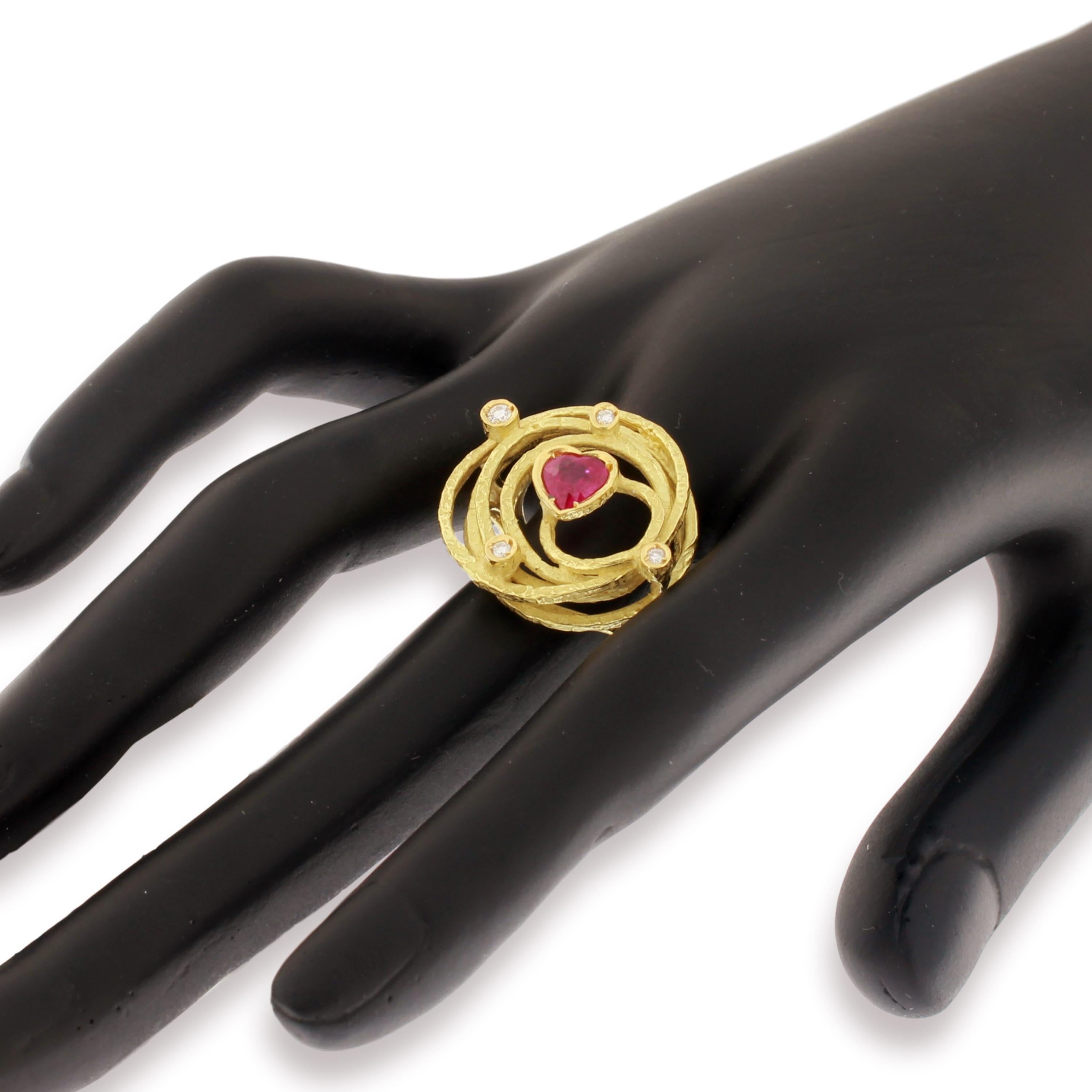 Women's Sacchi Medium Heart Ruby and Diamonds Gemstone 18 Karat Gold Cocktail Ring