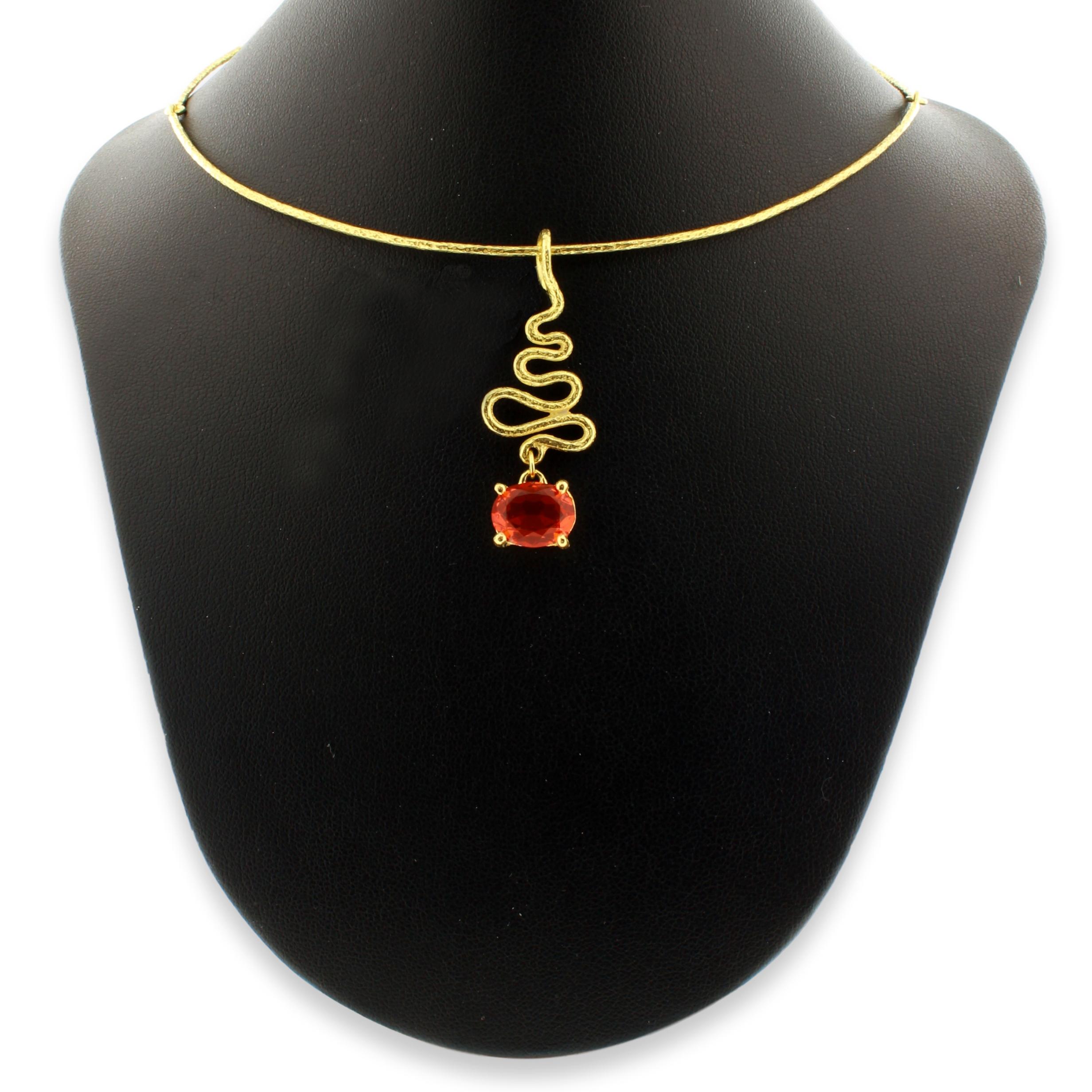 Women's Sacchi Oval Cut Fire Opal Gemstone 18 Karat Satin Yellow Gold Pendant Necklace