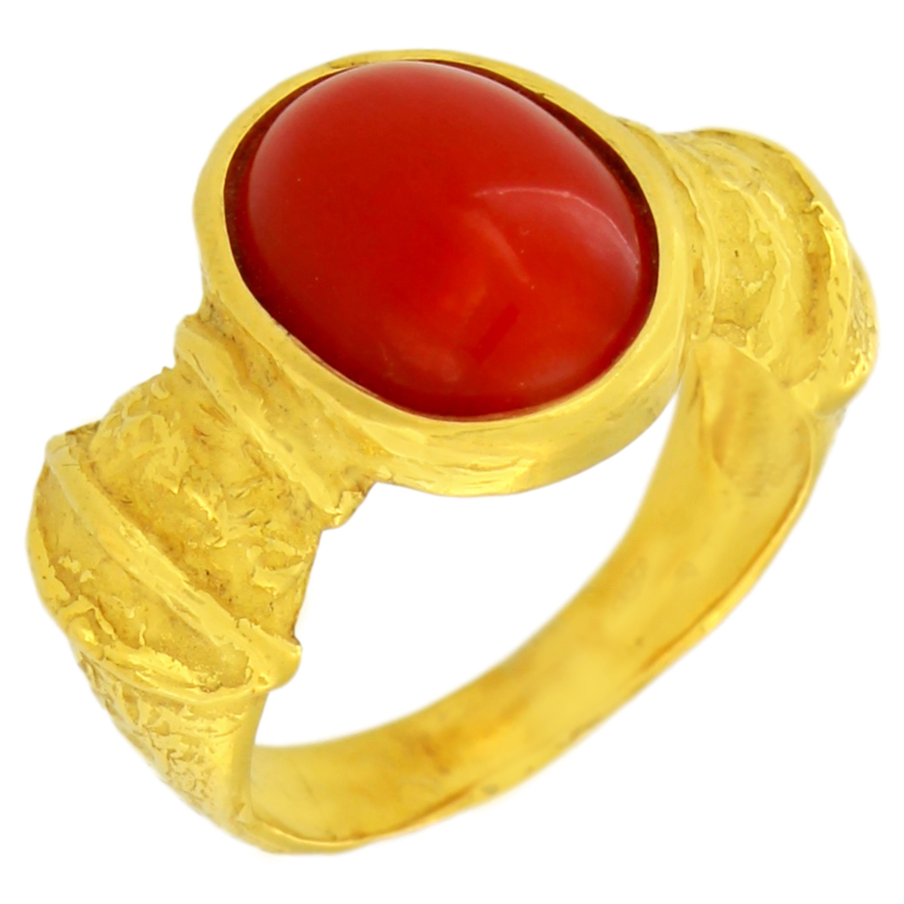 Sacchi Roman Style Ring 18 Karat Satin Yellow Gold
