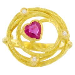 Sacchi Small Heart Ruby and Diamonds Gemstone 18 Karat Yellow Gold Cocktail Ring