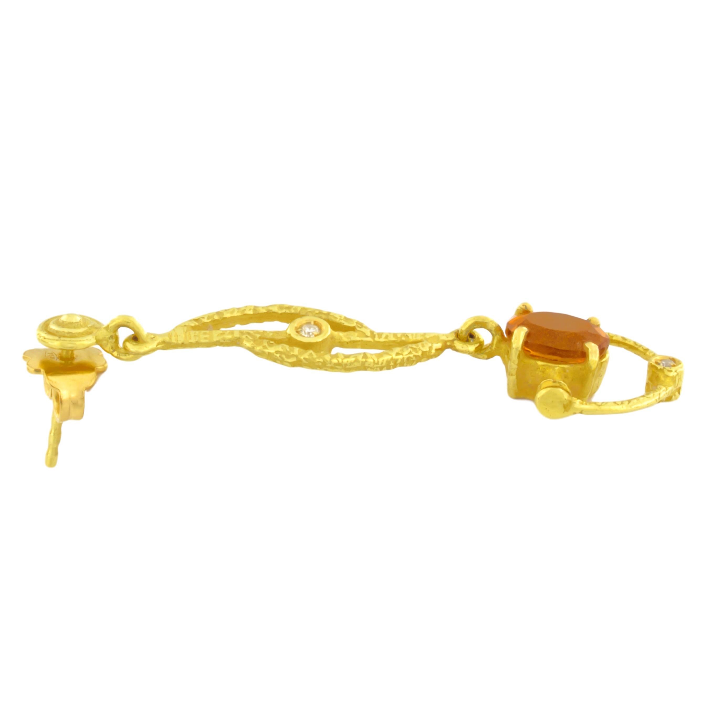 Contemporary Sacchi Topaz and Diamonds Gemstone 18 Karat Yellow Gold Drop Earrings