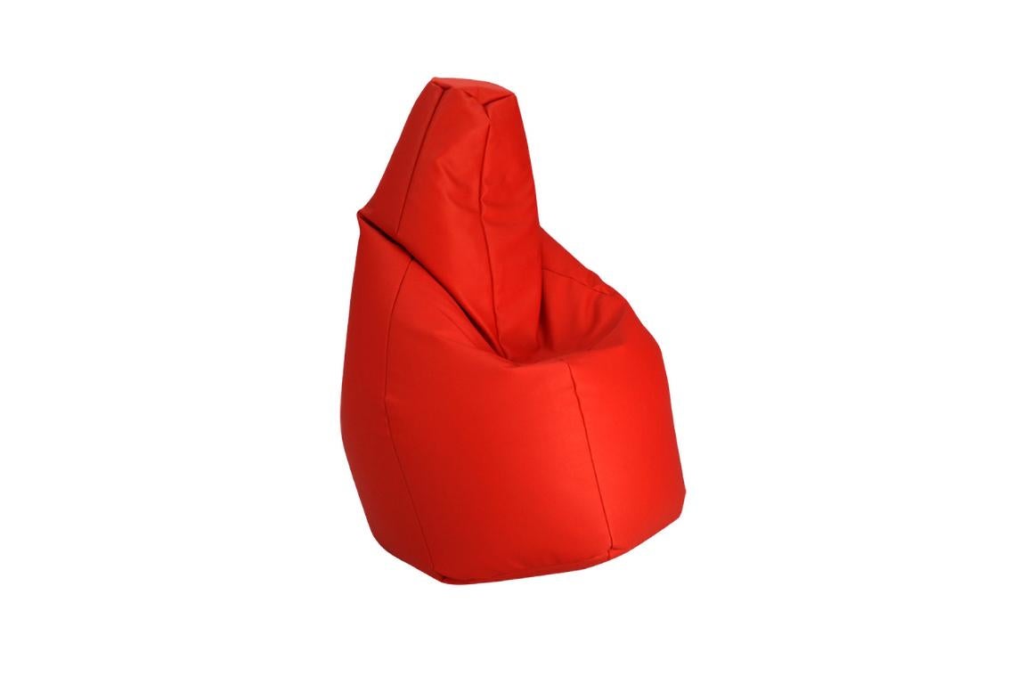 The Sacco is comfort made stylish, available in red and filled with Styrofoam beans, make this a durable yet welcoming seat.
 