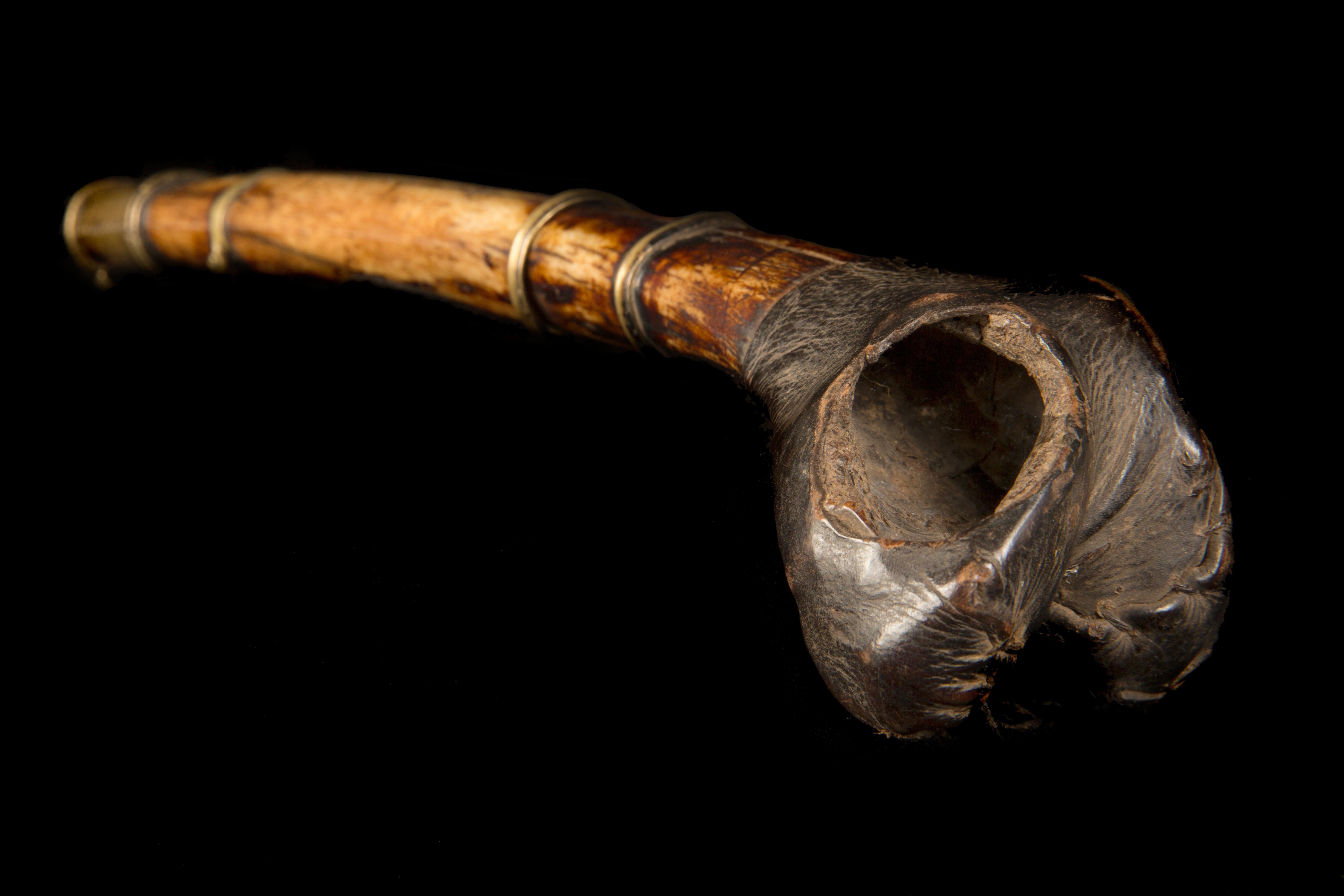 Sacred Bone Flute 'Kangling', Tibet, circa 19th Century In Excellent Condition In San Pedro Garza Garcia, Nuevo Leon