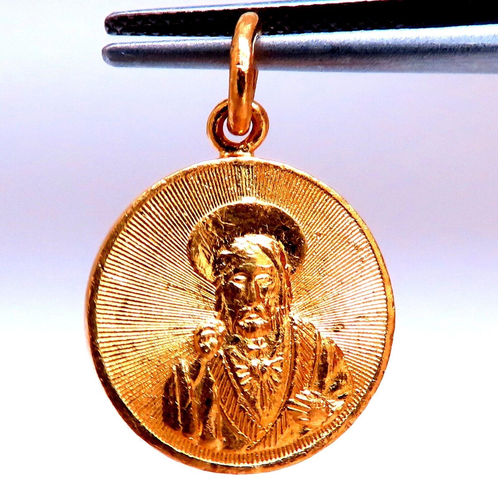 Pendentif réversible en or fin avec cœur Saint-Cœur 6,4 grammes 17 mm Neuf - En vente à New York, NY