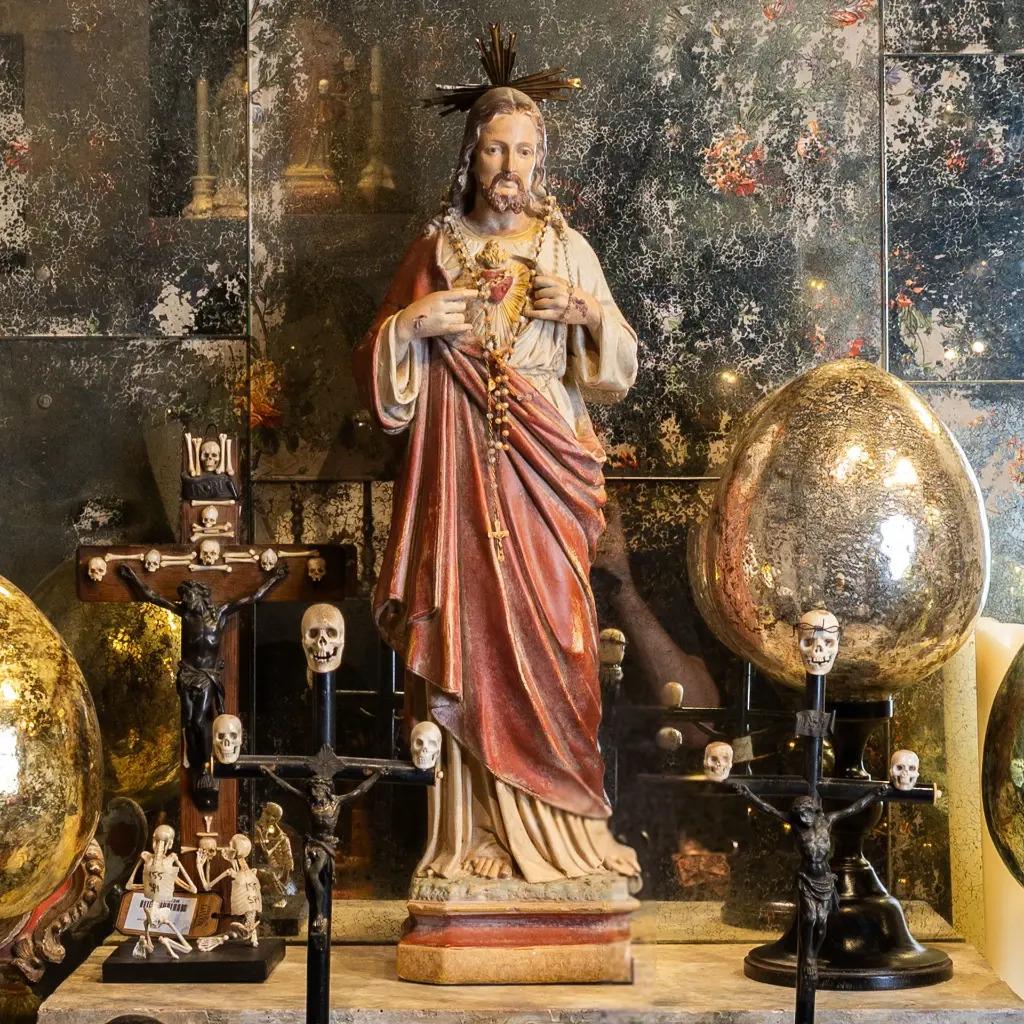Intonaco Sacro Cuore con aureola, misura media, stile XIX secolo in vendita