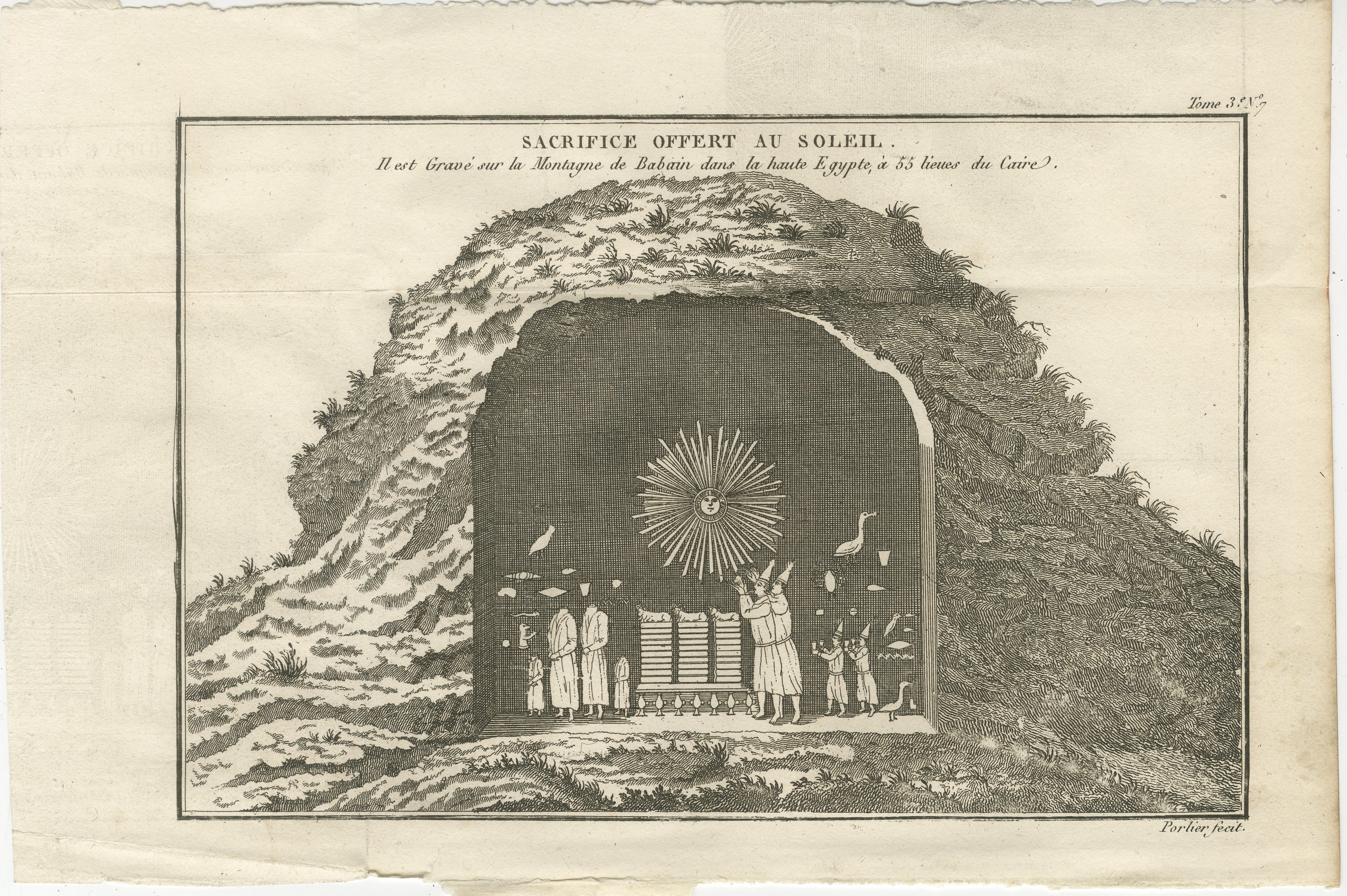Der Sonne geopfert - Antiker Kupferstich, Oberägypten, um 1790

Dieser Kupferstich aus dem 18. Jahrhundert mit dem Titel *Sacrifice Offert au Soleil* zeigt eine eindrucksvolle Szene, die auf dem Berg Babain in Oberägypten, etwa 35 Meilen von Kairo