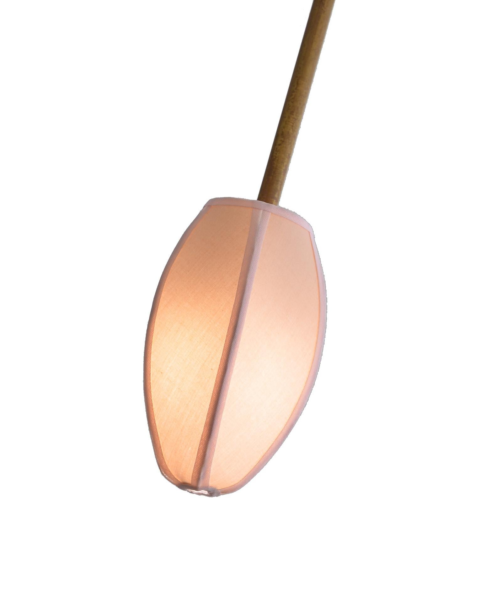 Fait main AM Contemporary Sculptural Brass Suspension Light (Lights en laiton) en vente