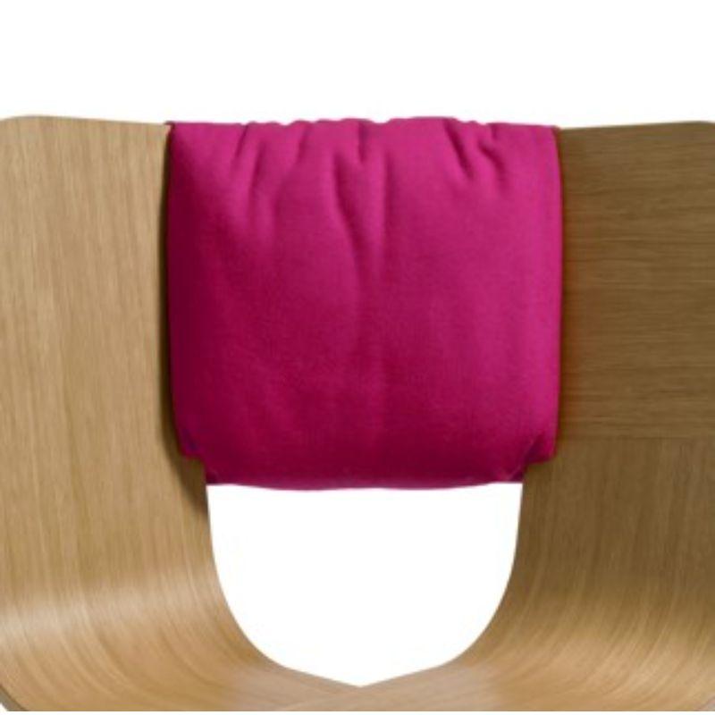 Saddle Cushion, Malva for Tria Chair by Colé Italia with Lorenz + Kaz 2012
Dimensions: -
Materials: Shaped for Tria chair; 2 pockets on the back, Category C

Also available: Different fabrics and colors,

TC: C.O.M. fabric - send us your own