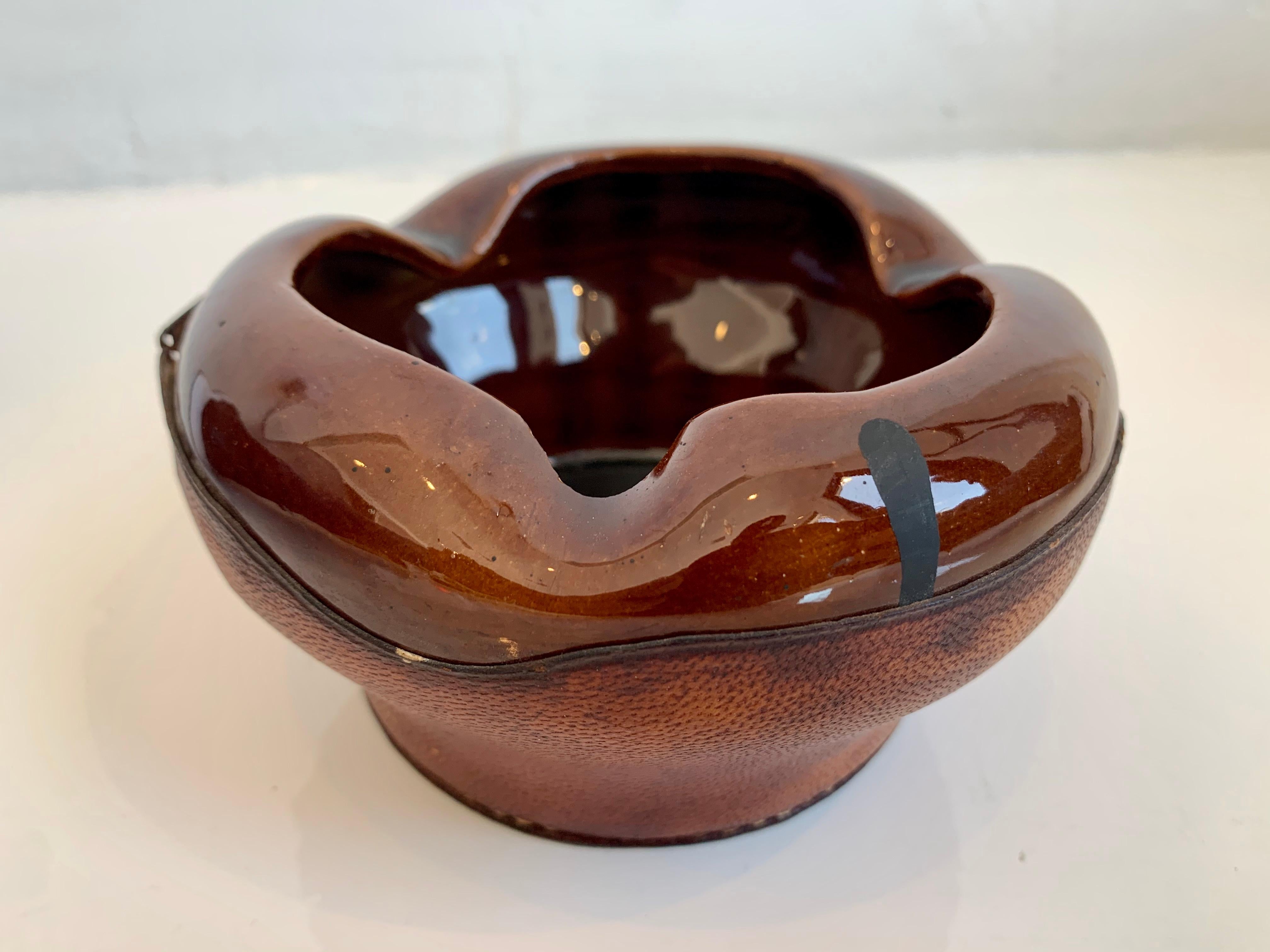 Mid-20th Century Saddle Leather and Ceramic Catchall / Ashtray by Longchamp For Sale