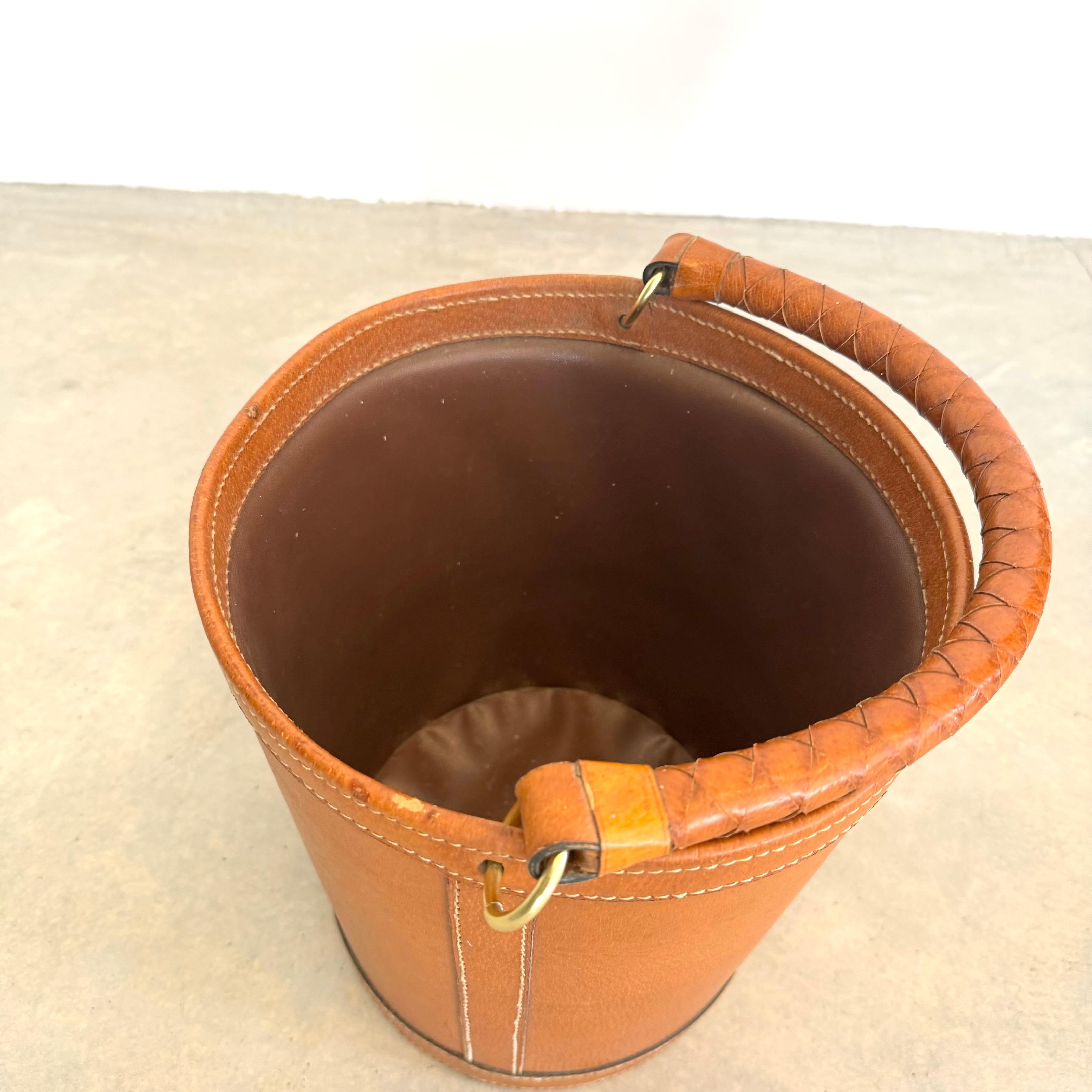 Saddle Leather Waste Basket, 1970s France For Sale 1