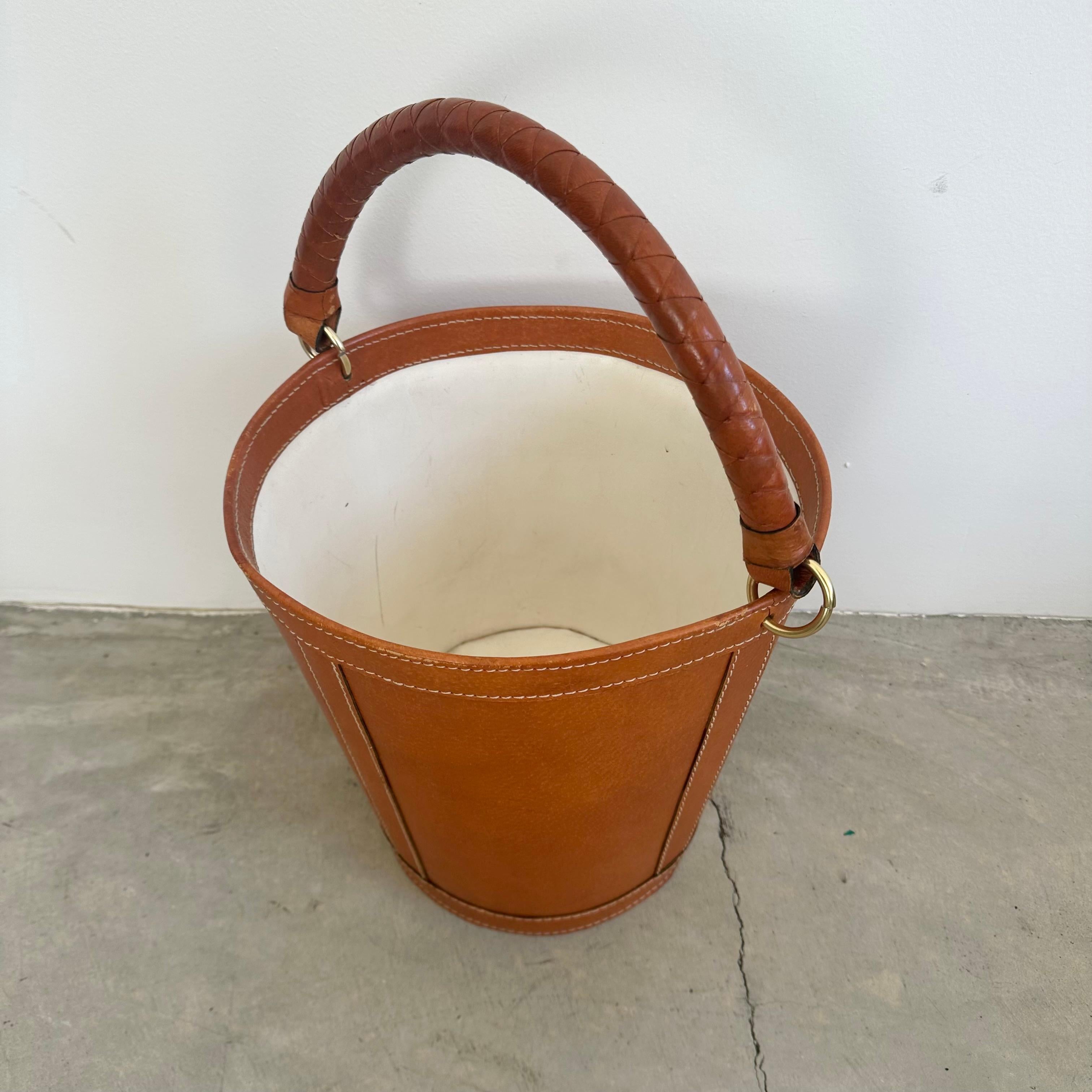Panier à déchets en cuir de selle, France, années 1970 en vente 3