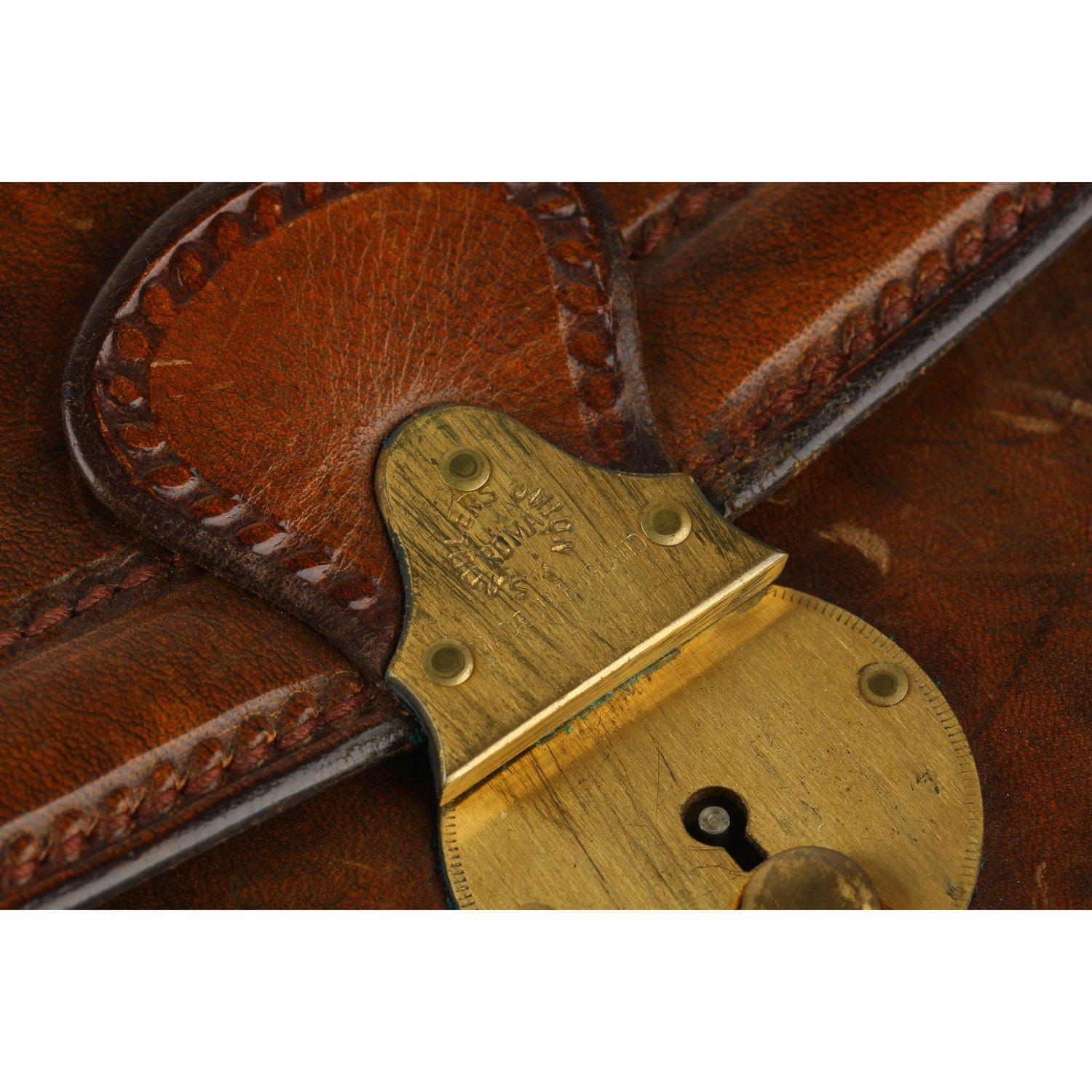 Saddlers Union Vintage Antiquated Handbag In Excellent Condition In Rome, Rome