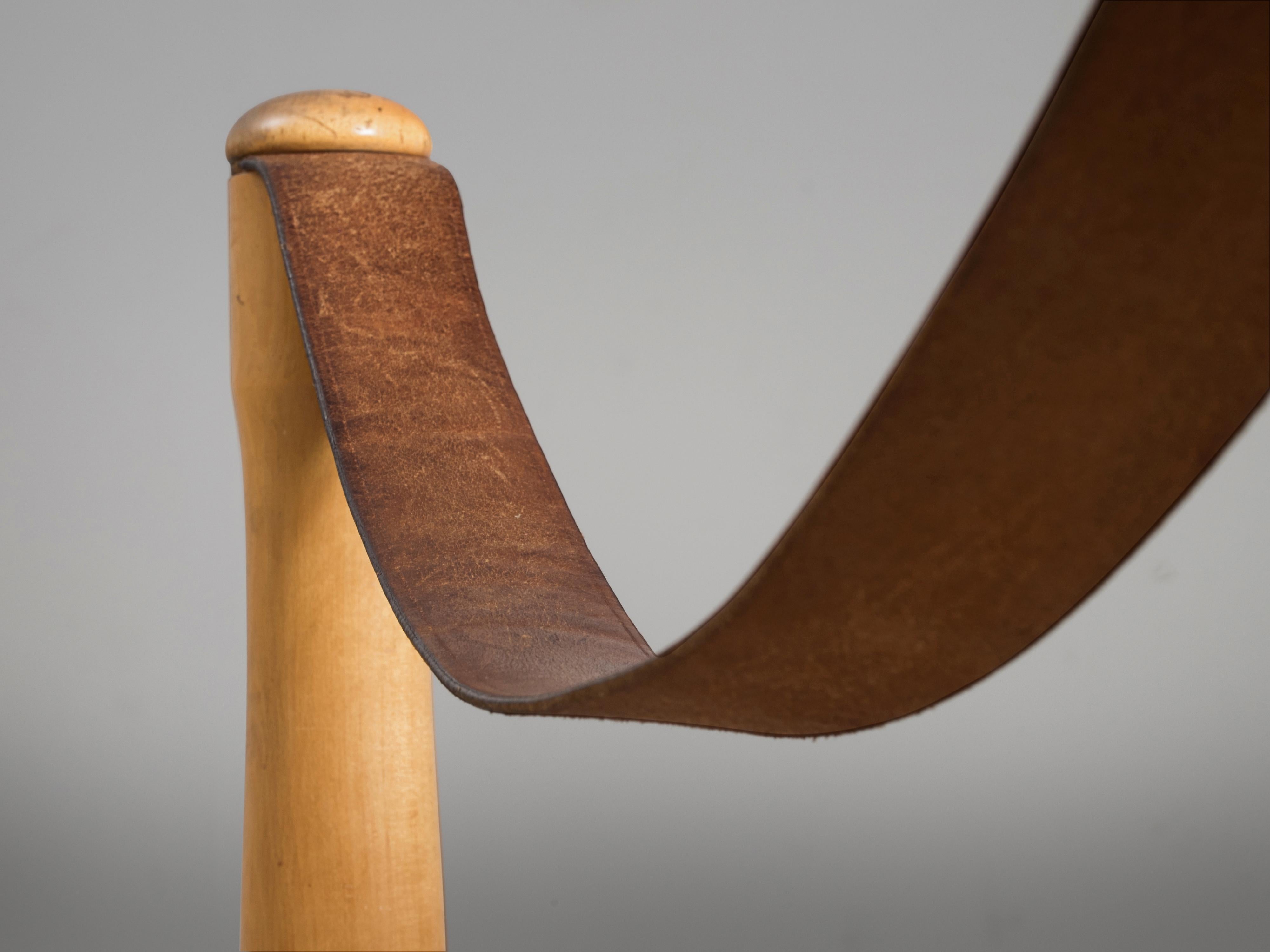 Swedish Safari Armchair in Natural Cognac Leather and Birch For Sale 1