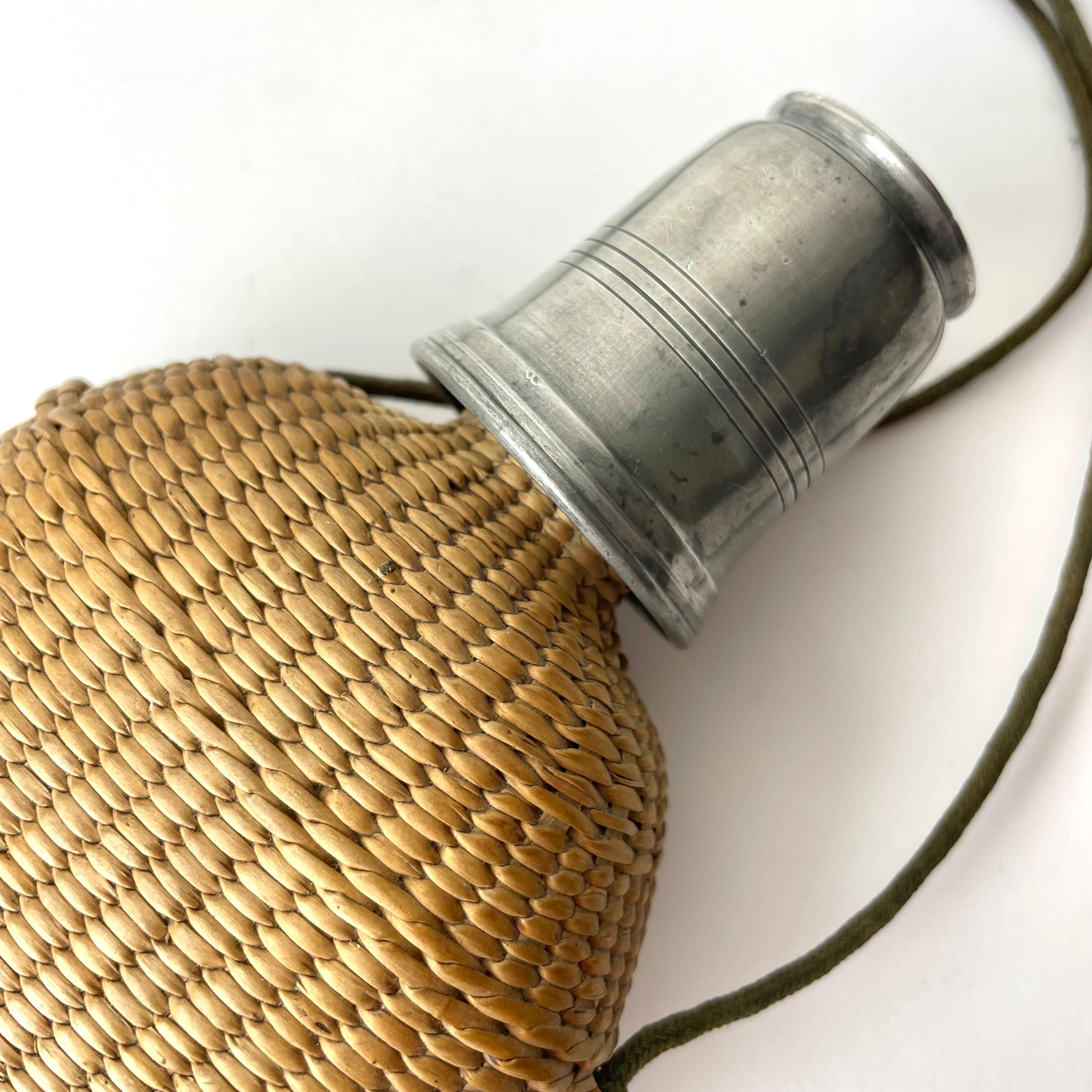 Safari Canteen Bottle, Rattan, Glass and Tin, probably late 19th C/early 20th C In Good Condition For Sale In Knivsta, SE