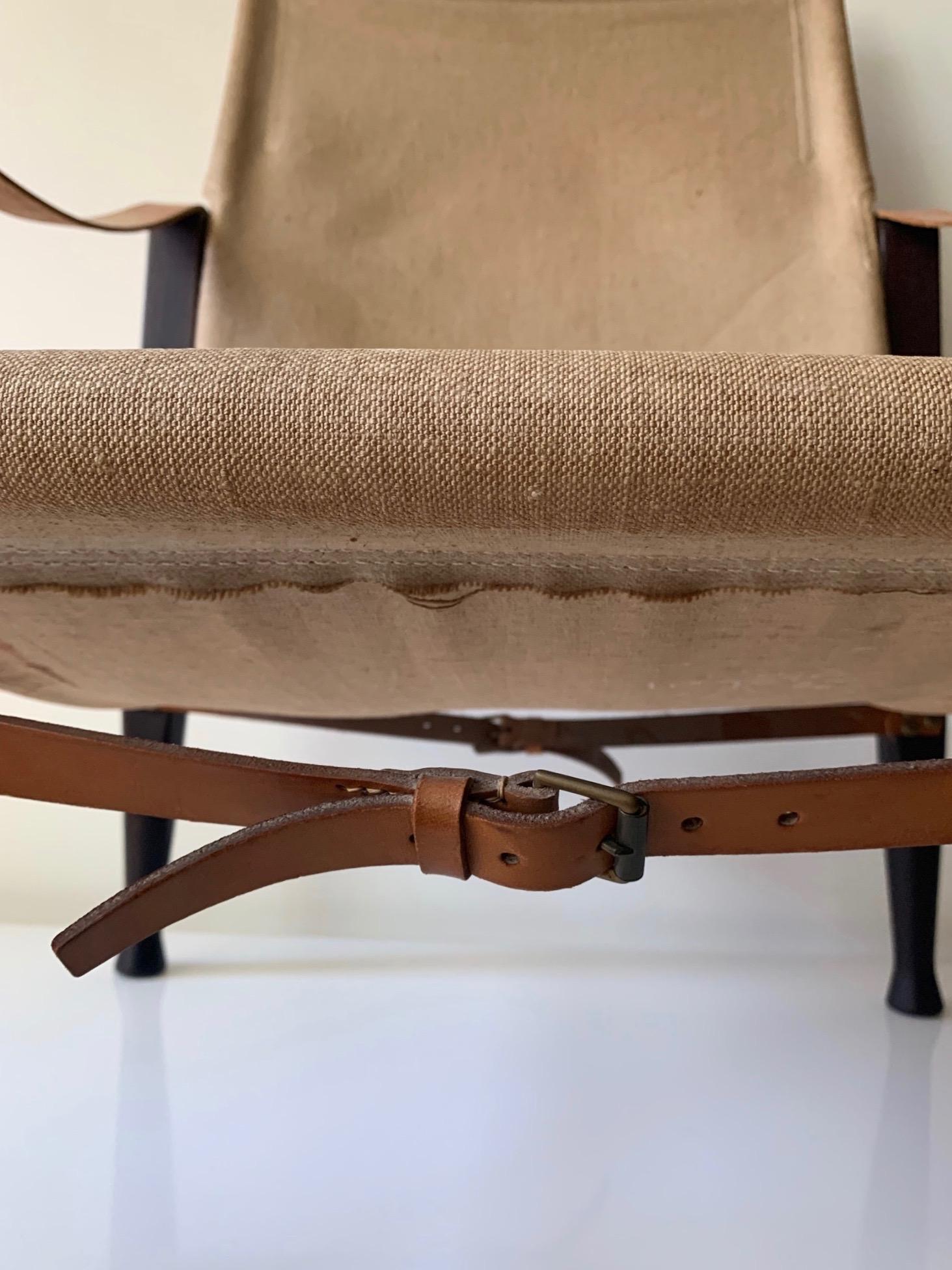 Safari chair in canvas by Kaare Klint for Rud Rasmussen, Denmark, model KK47000 For Sale 2