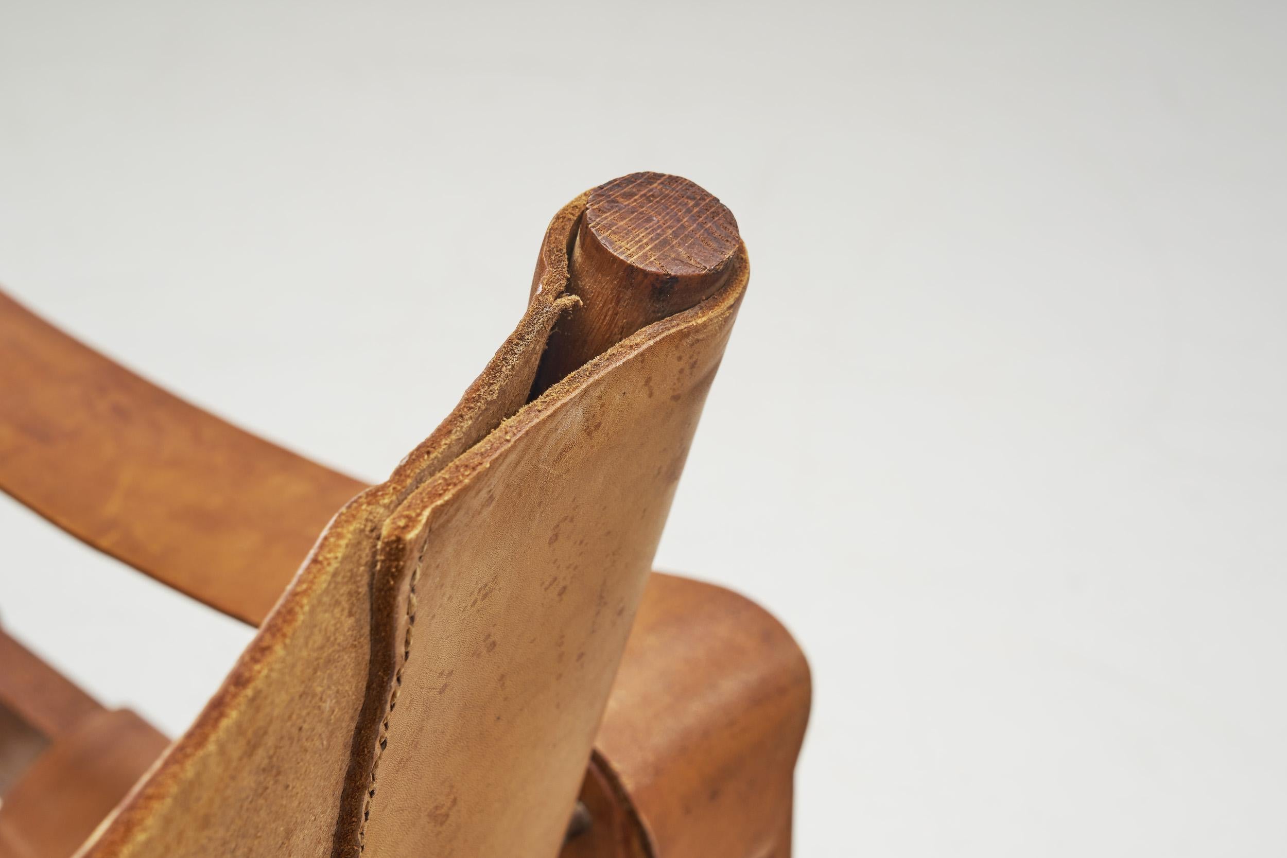 Chaises Safari en cuir patiné cognac, Europe, vers les années 1960 en vente 3