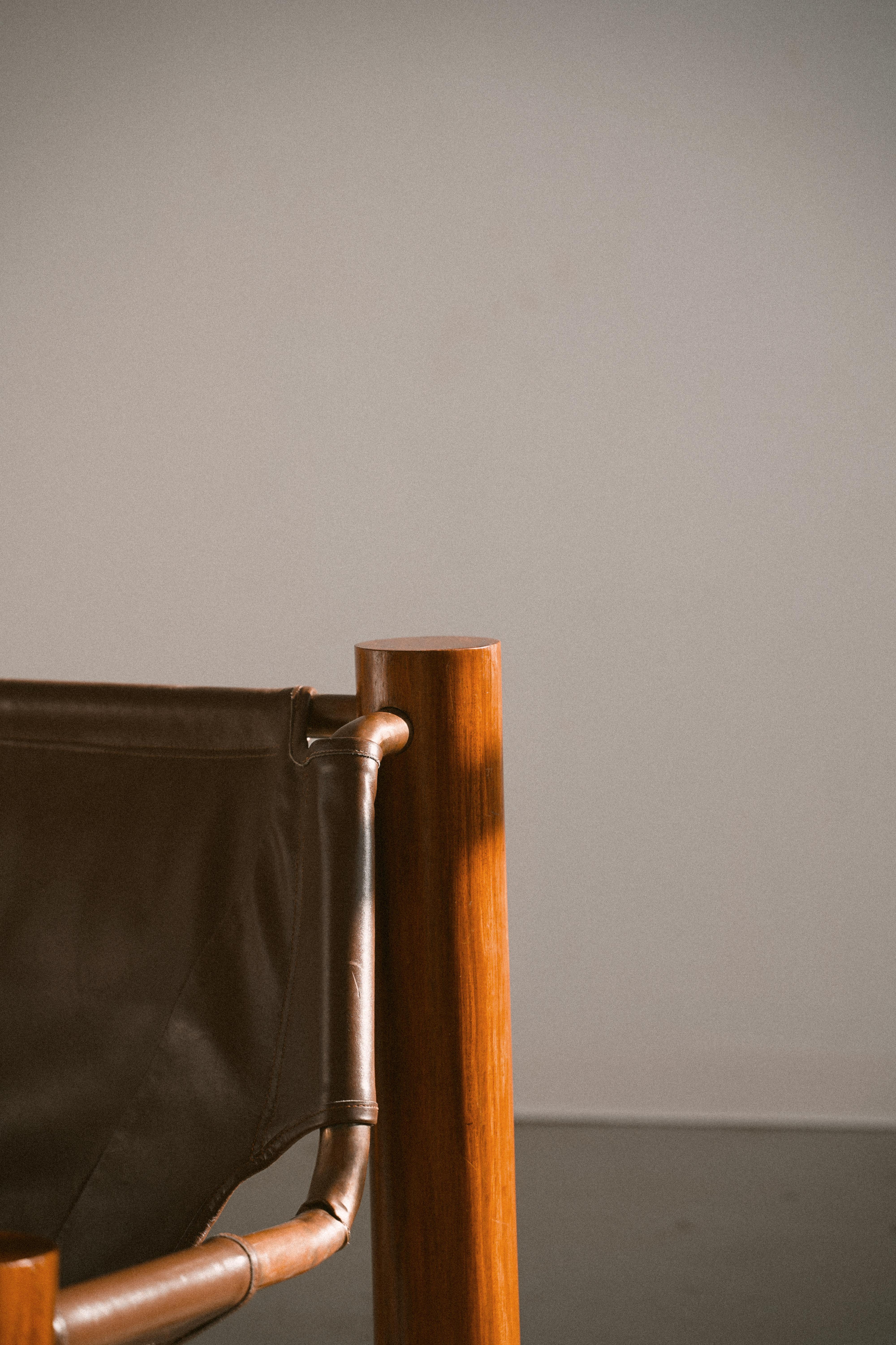 Safari Easy Chair in Leather, Narra and Brass by Ched Berenguer Topacio For Sale 6